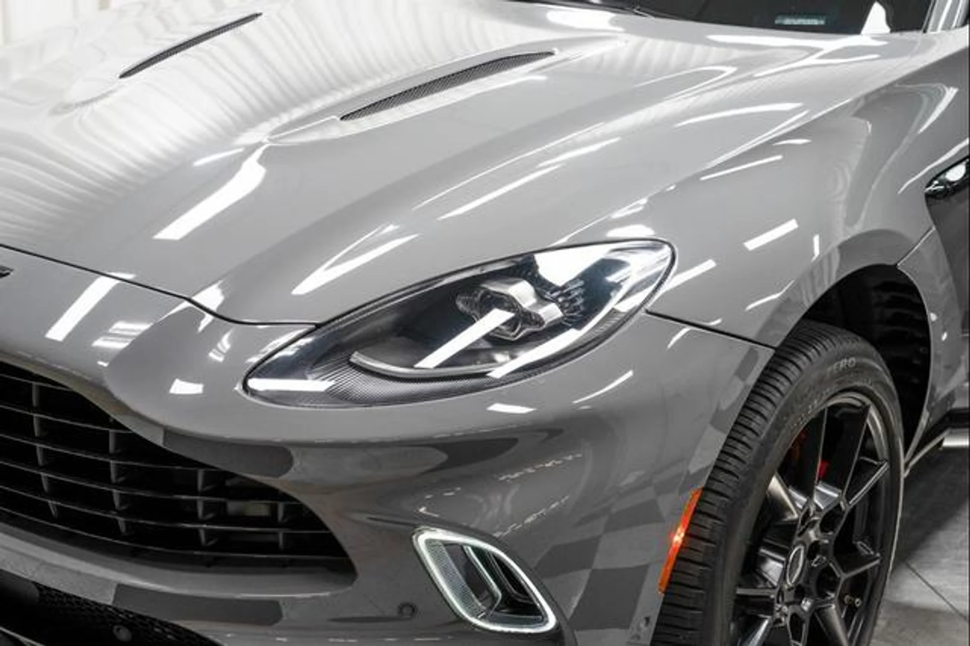 mph018_2495116698_d_Ovw_MT_Vb_Tvpd_FR_2if_RC_4xn_Phl_E_528877ff48