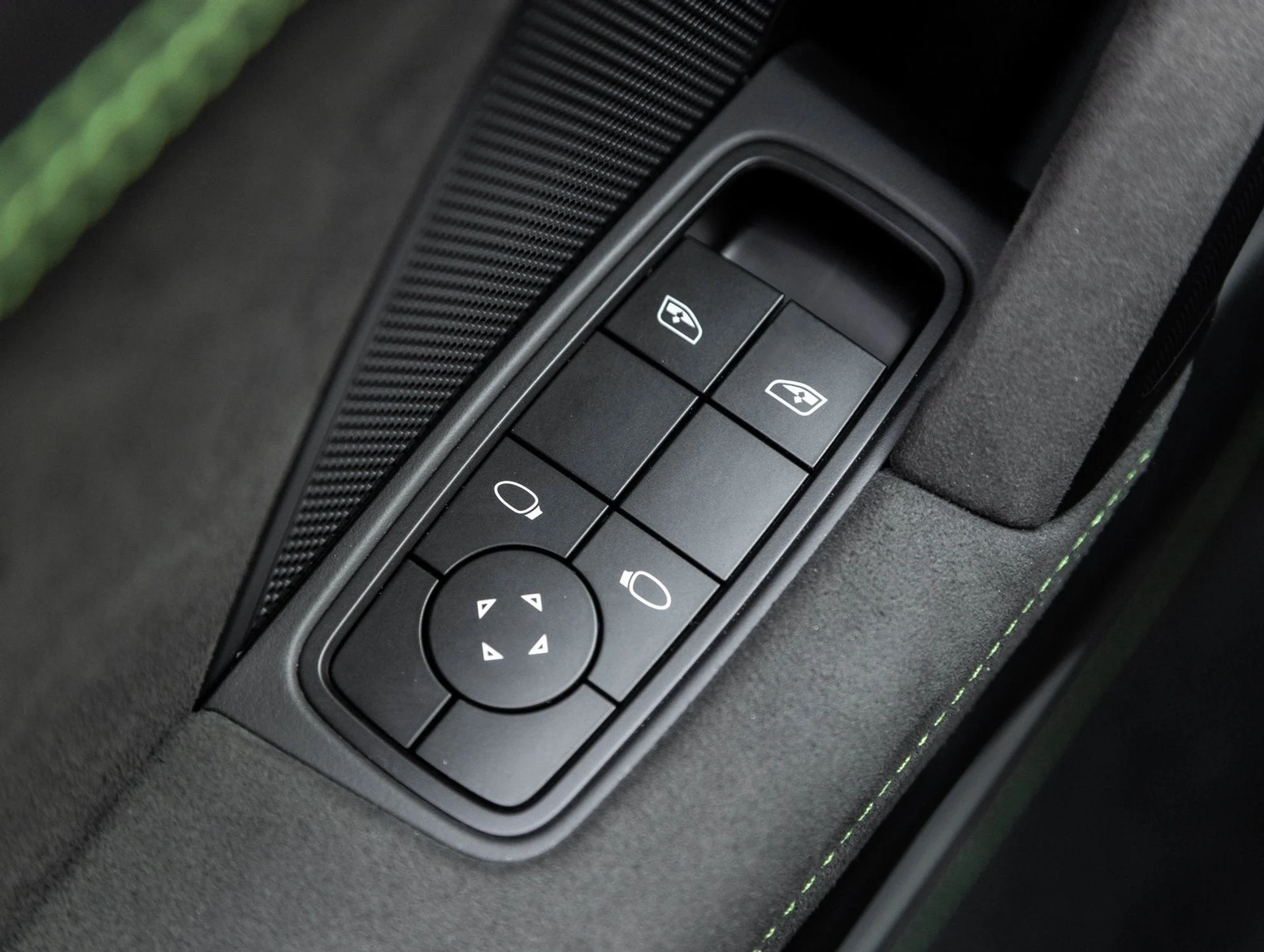 mph018_2497521024_19_35e4946476