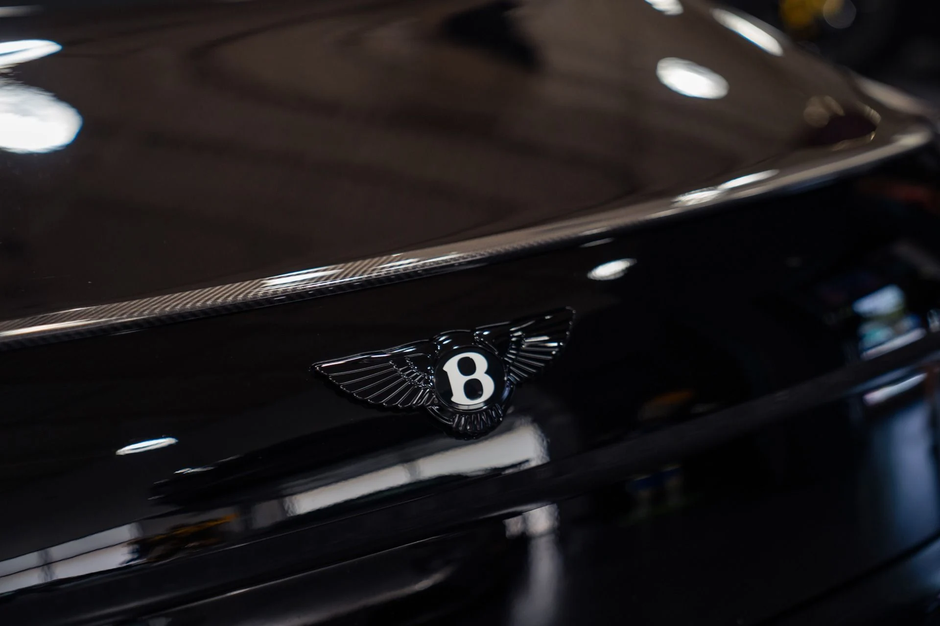 mph018_2503397210_Used_2023_Bentley_Flying_Spur_Azure_1787341097_fcffa722a1