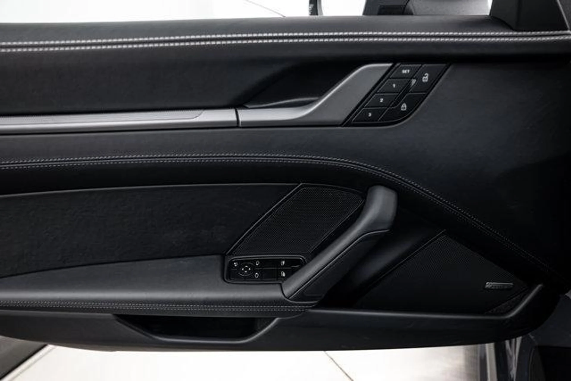 mph018_2503712635_s1_I8_Gw_YZL_P1_Zh_Yf_Sk_YIL_6b_Xzu_Q_f5c286c7cd