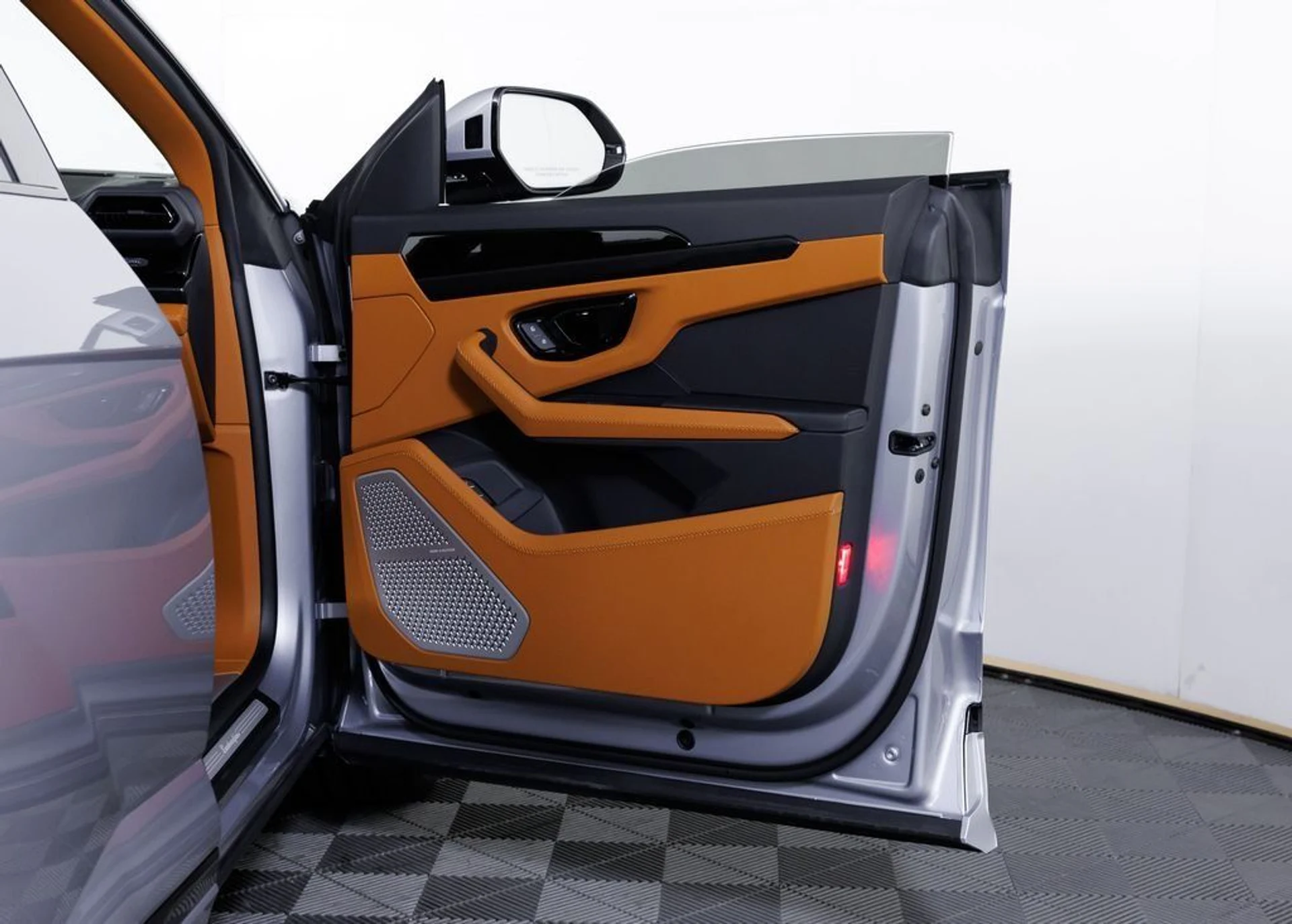 mph018_250708370_ba46c6b37cc8de3c76f42628efde0e26_fe0e556114