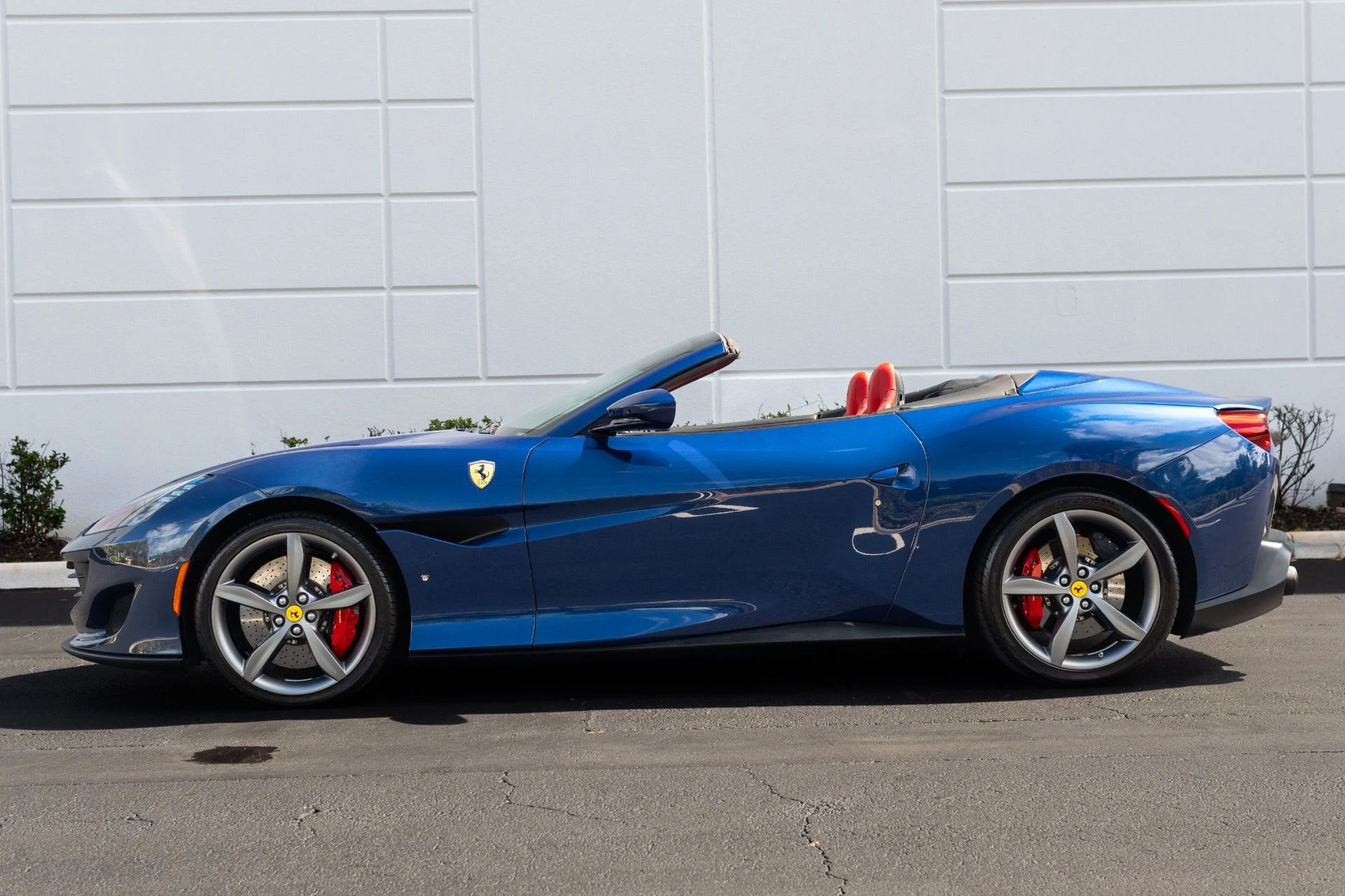 mph018_2508442411_Used_2019_Ferrari_Portofino_1780888386_2ecef43dd0