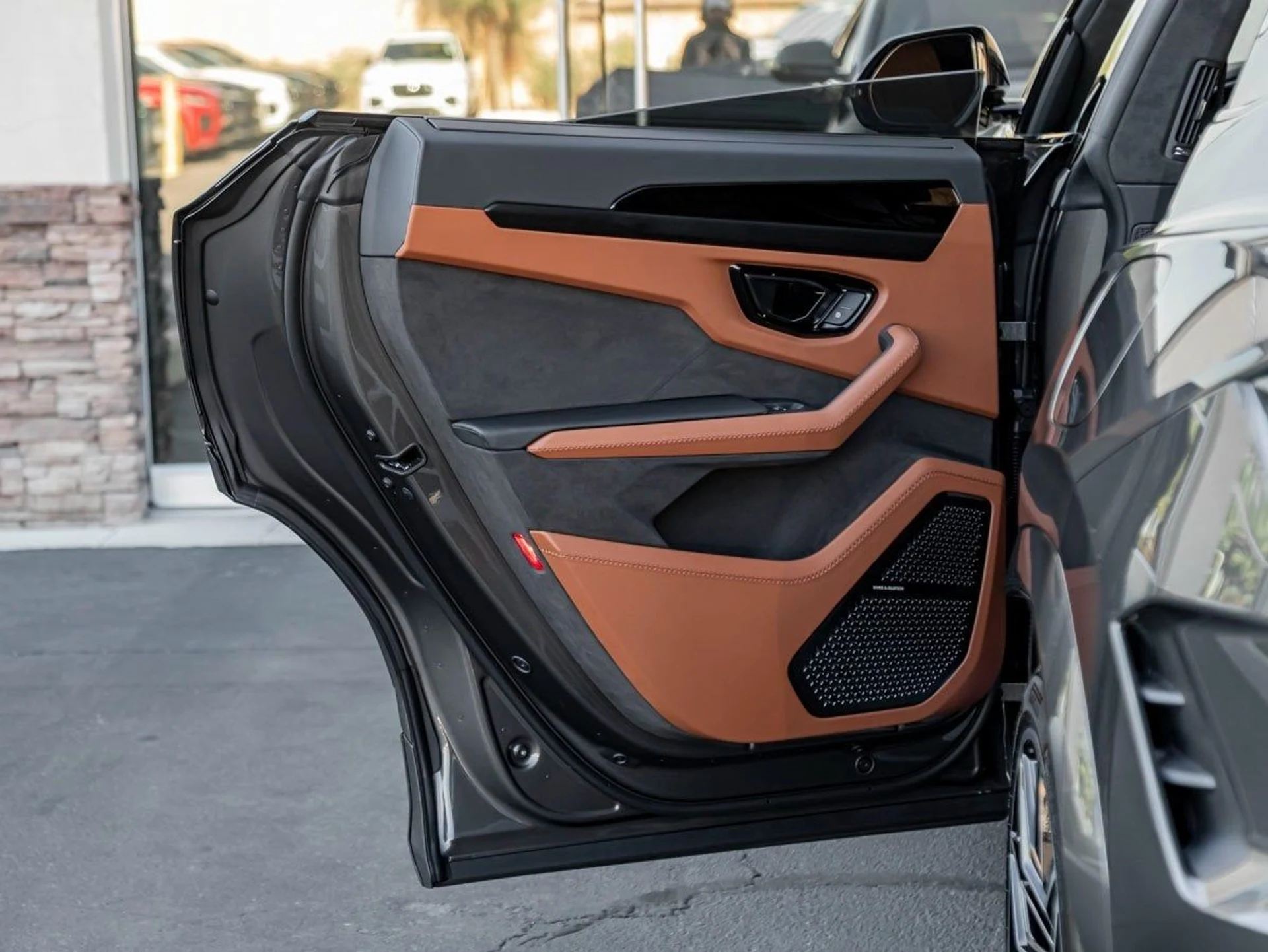 mph018_2510690608_19_7a26bf9a58