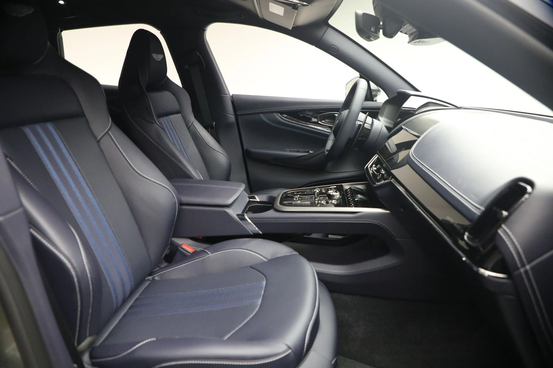 mph018_2519002306_New_2026_Aston_Martin_DBX_707_1767992936_a3e749a803