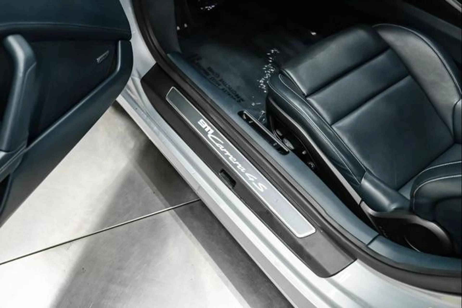 mph018_2530513071_0vv_F6_Y8p_GNH_Hrd_AA_0_Ea_TKN_Ob_S_Uc_67193efc69