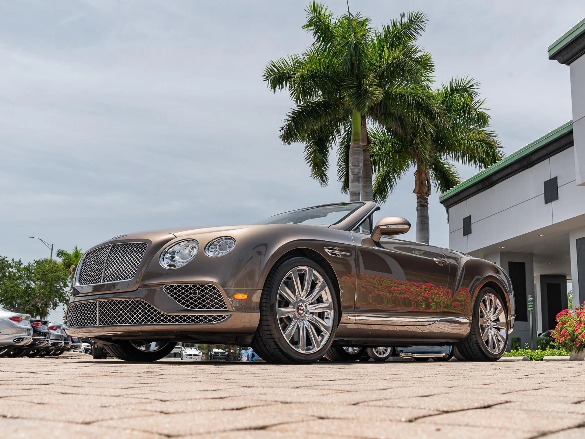 mph018_2530935022_Used_2016_Bentley_Continental_GT_V8_1779807705_a71b256a9c