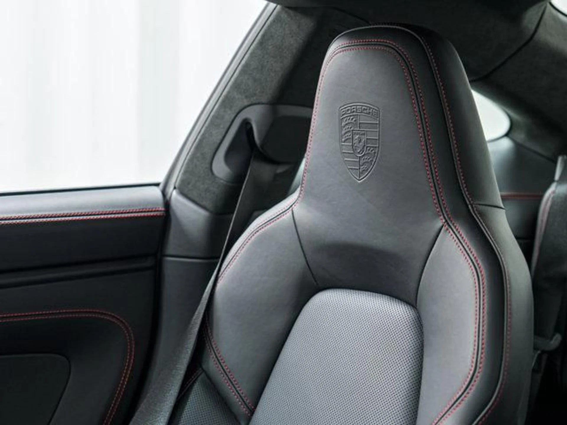 mph018_2546359317_MK_37_BD_Wvfo7nj7big_CSA_1_C_Mr2_A_b88dbd5edf