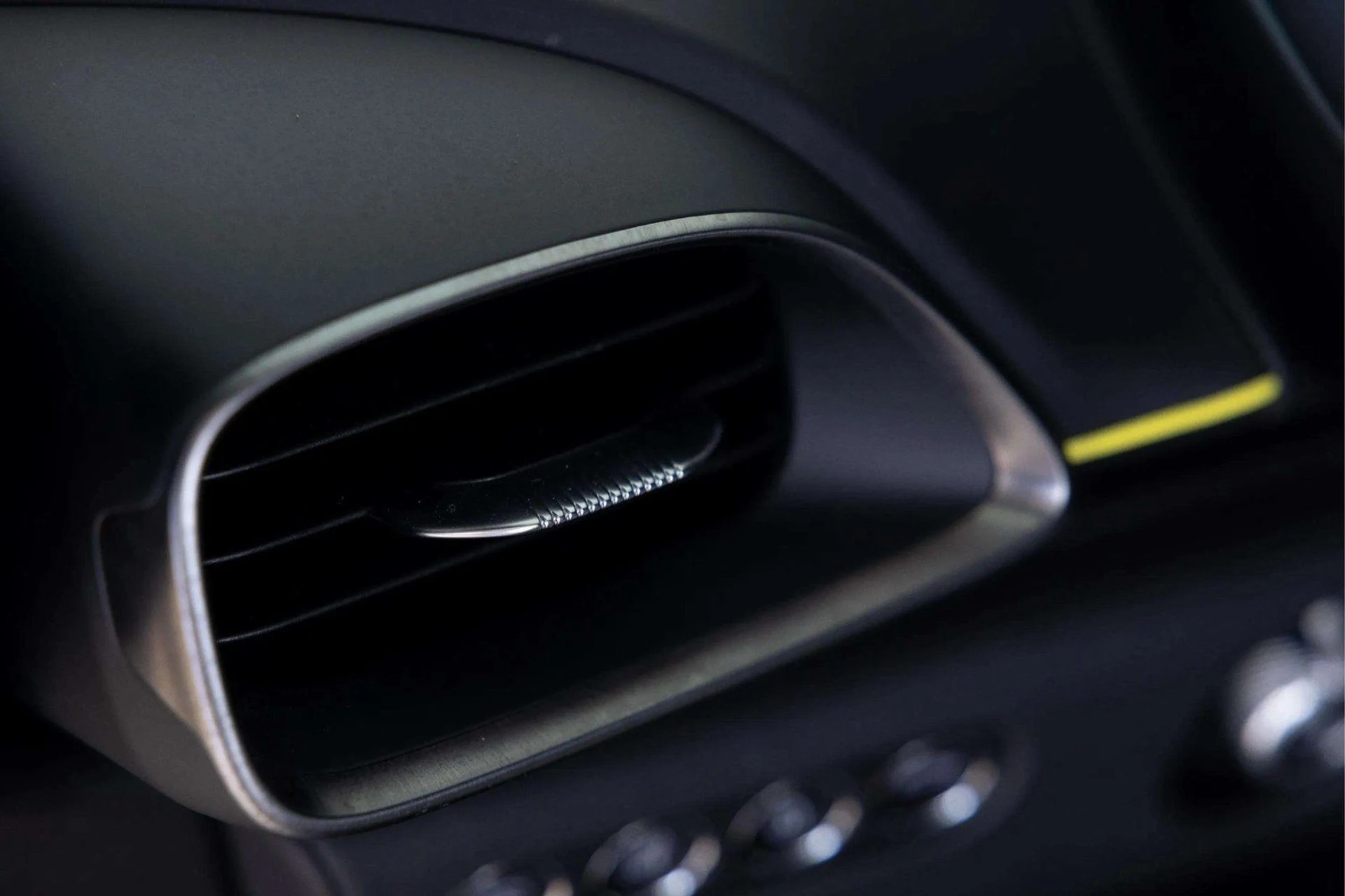 mph018_2552481081_image_19_a765911528