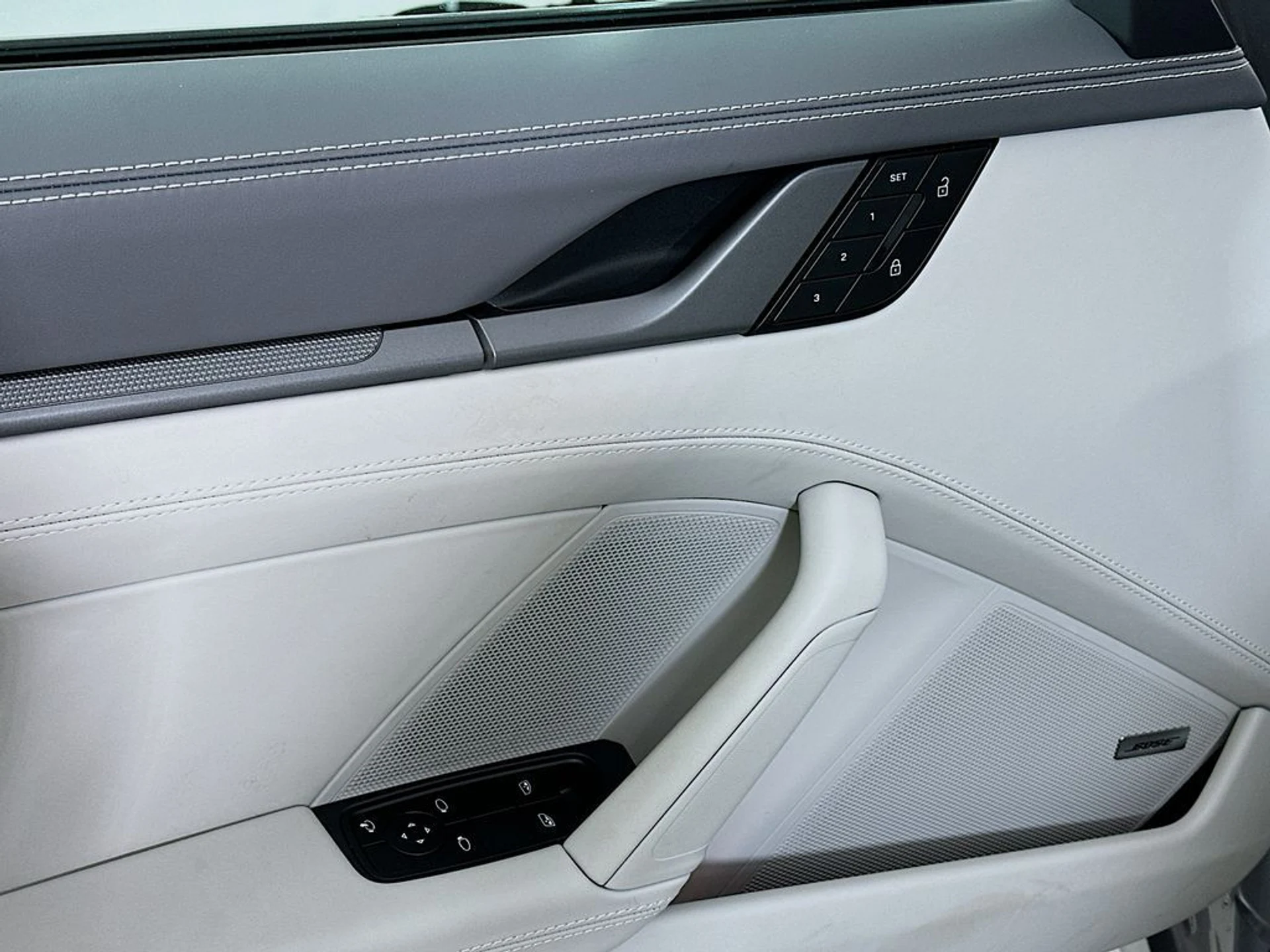 mph018_2553684400_51e17410c349a34a7d4236329b4c1afex_bef5031d69