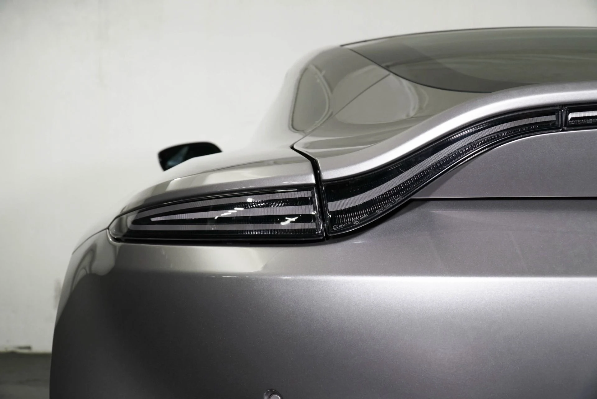 mph018_2556053404_Used_2023_Aston_Martin_Vantage_1770366808_d78ac3b2ca