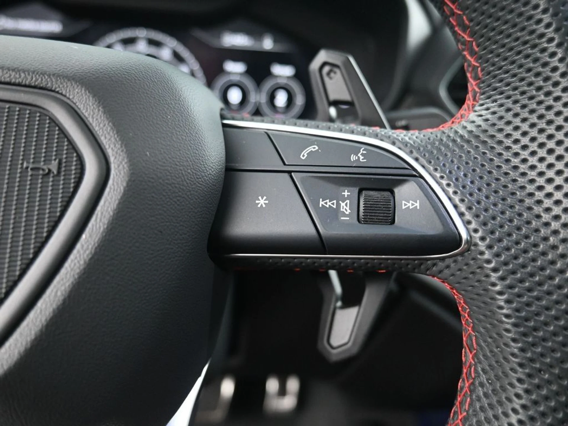 mph018_2556429287_0a079ca4556f4963697a7b306c706c4a_80a38de851