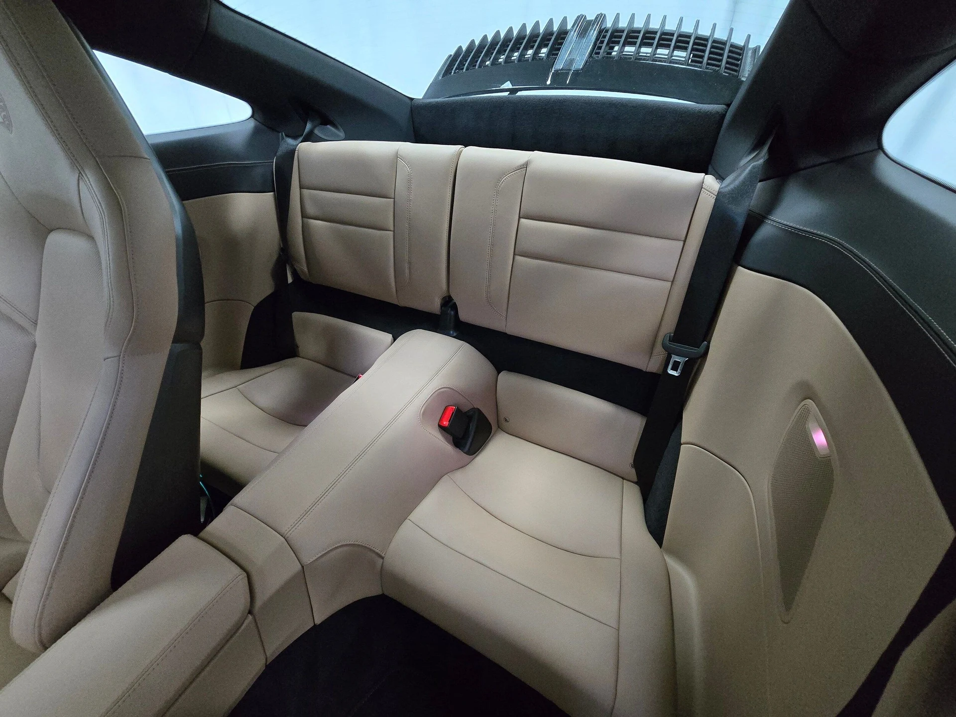 mph018_2557713075_7b12a041c25af55877c2f5ba60190d33x_6a036fefc6