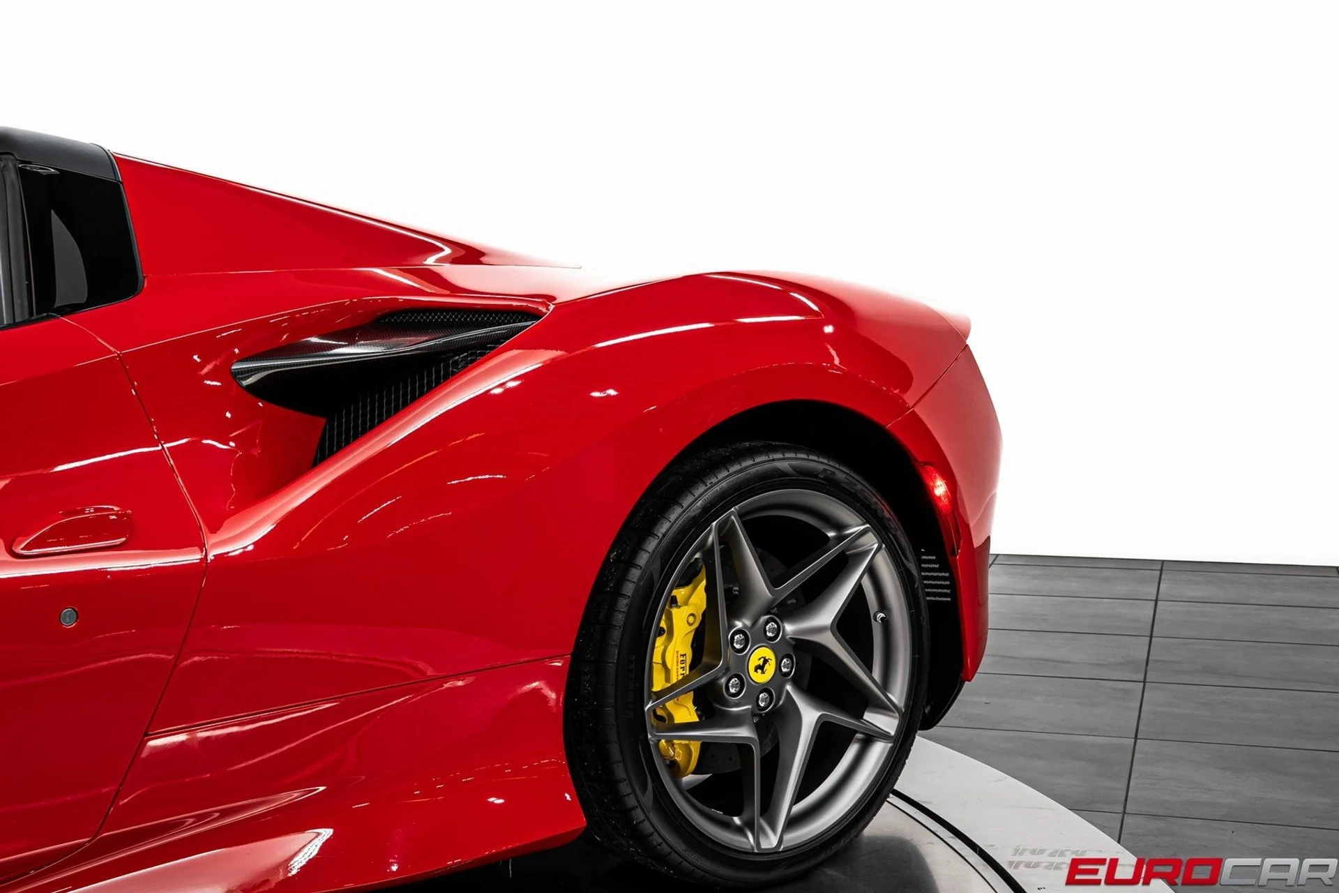 mph018_2560175278_image_19_21358b22dc