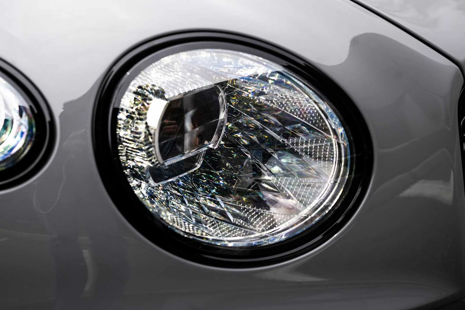 mph018_2569249154_abbbe4669c359c0a37d2e01678231049x_0a233871ed