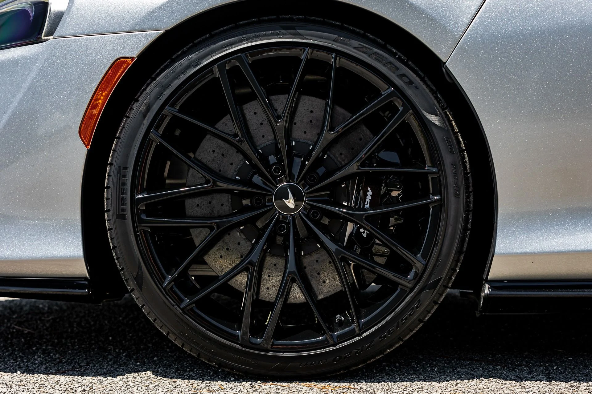 mph018_2570274707_137_p19_l_223d93ddbe