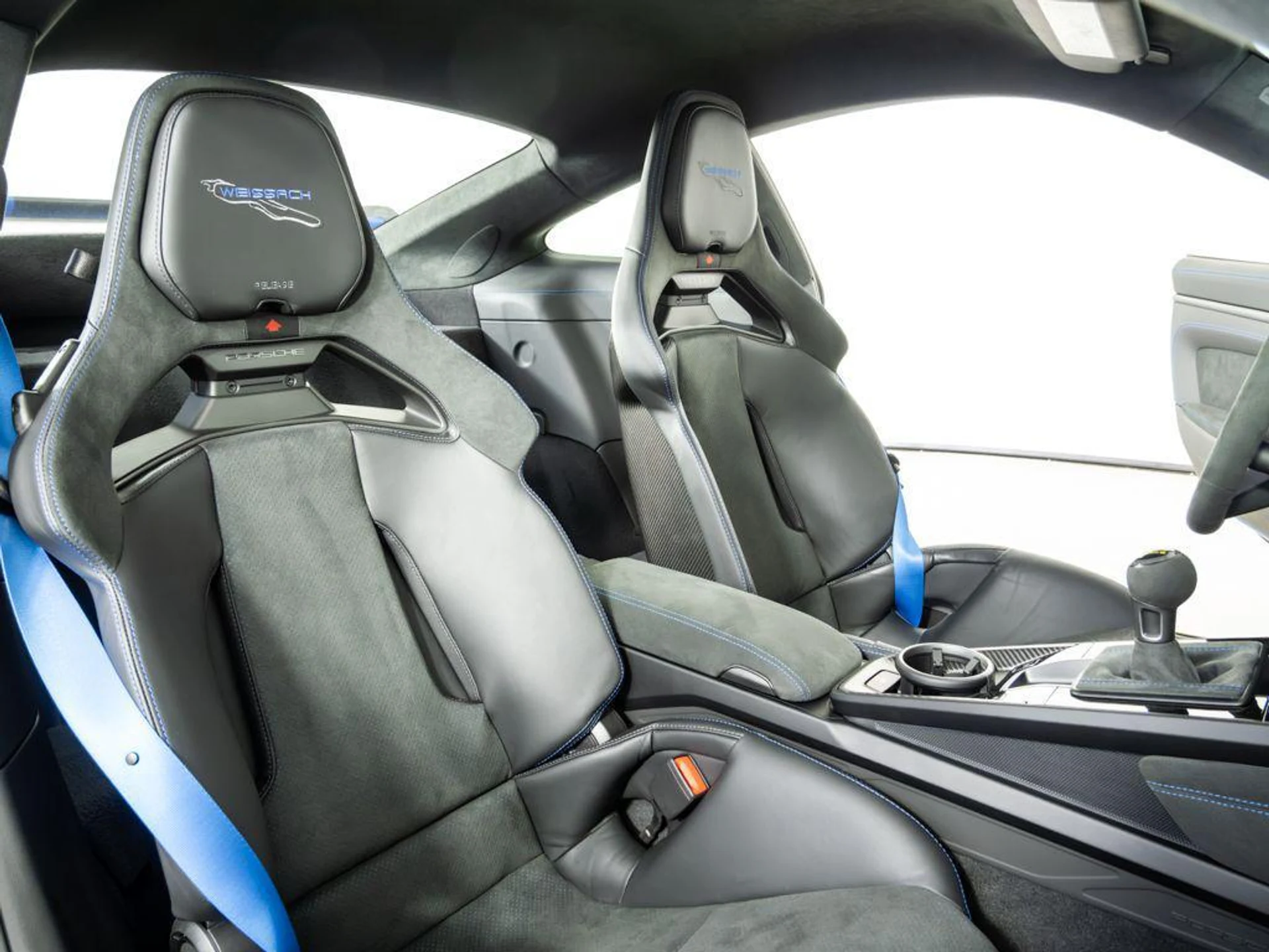 mph018_2576167264_Lpact_H_Md_l1_K_Hbju_VTZTB_89s_F3_Q_94156dc8bd