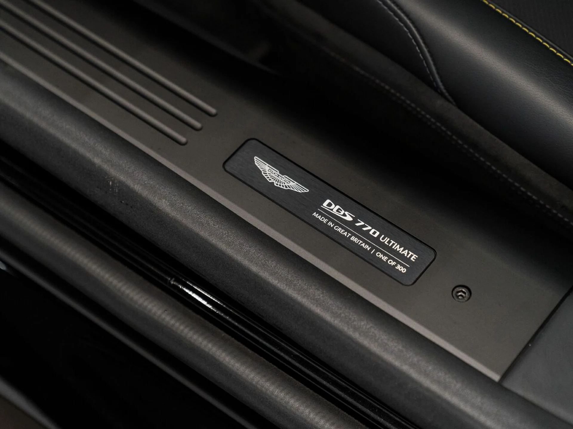 mph018_2578038556_aston_martin_dbs_2023_jpg_v_1773863537_47bad8ee68