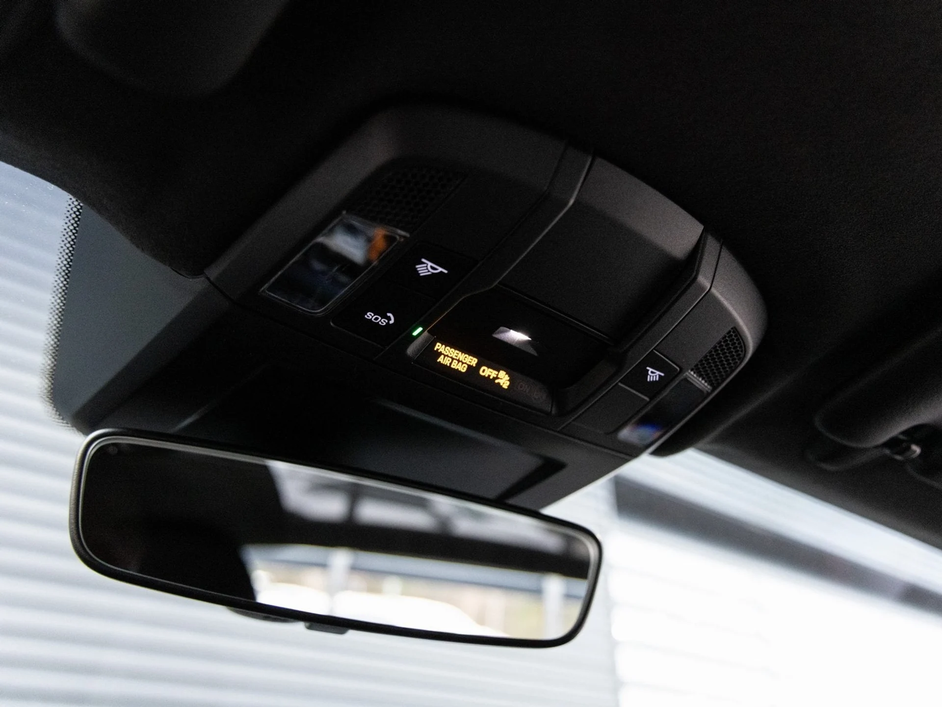 mph018_257876192_19_6371bcca30