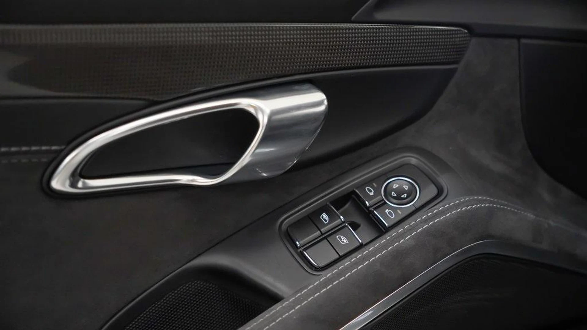 mph018_2578935641_b2_Gc_Yf_B_Ns_4_Tc_U_Wpd0np_Pvyz_Pe_M_3139c87e2d