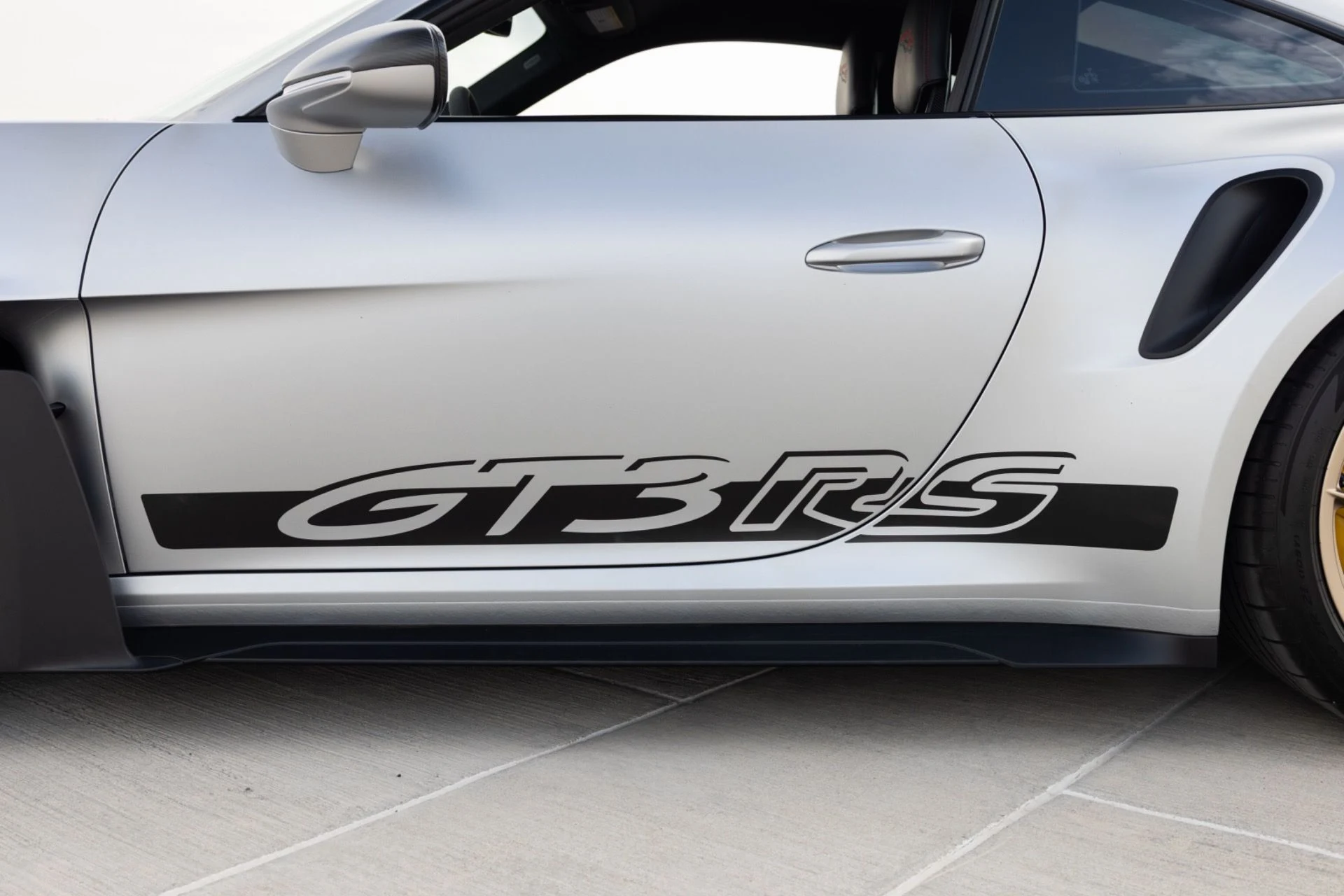 mph018_2580155260_Used_2025_Porsche_911_GT_3_RS_1785867712_ab1cfbc1f3