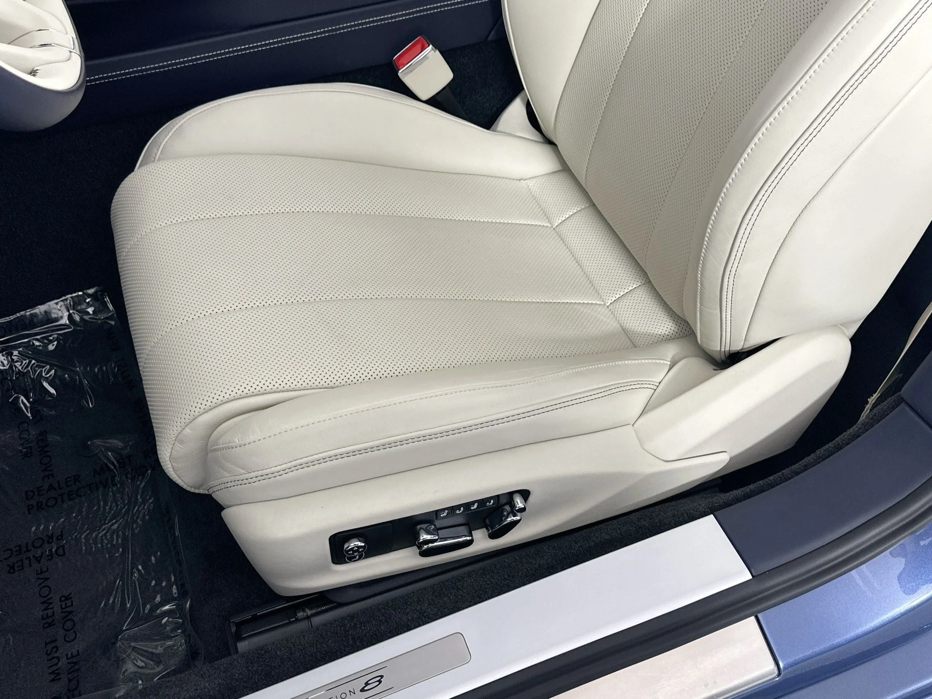 mph018_2584940651_19_cd25532143