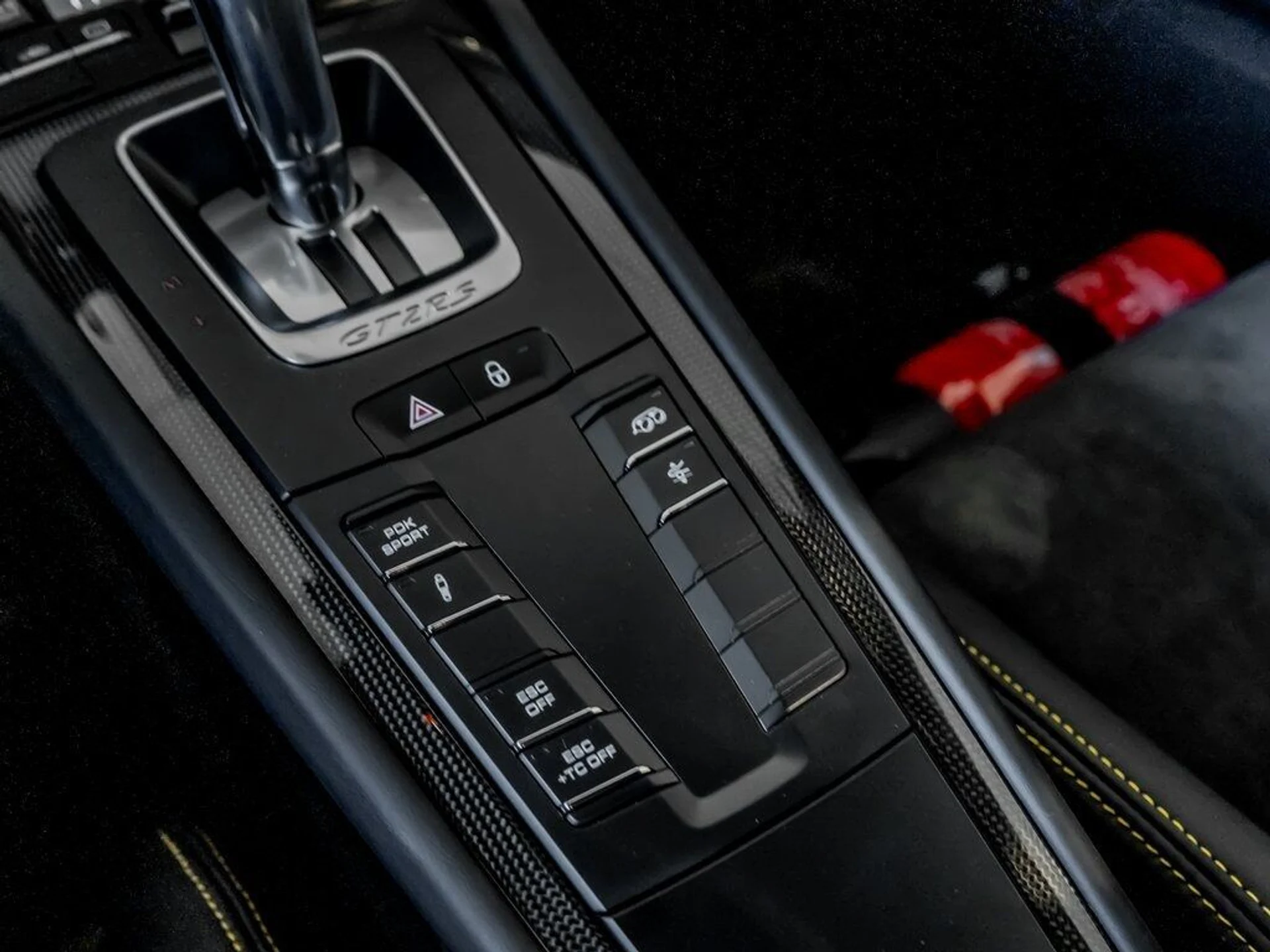 mph018_2585110455_32c440742e053d58f35d203435be4c5f_04e190aaea