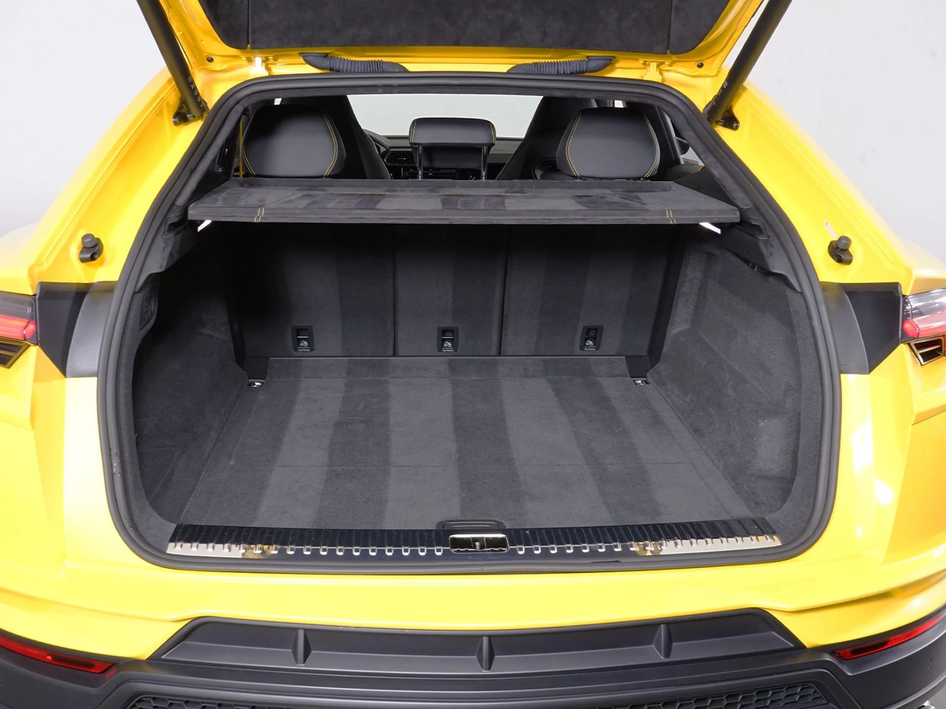 mph018_2586318335_557c2d6aaa0de3a5031d91a06115752cx_c72d6a5735