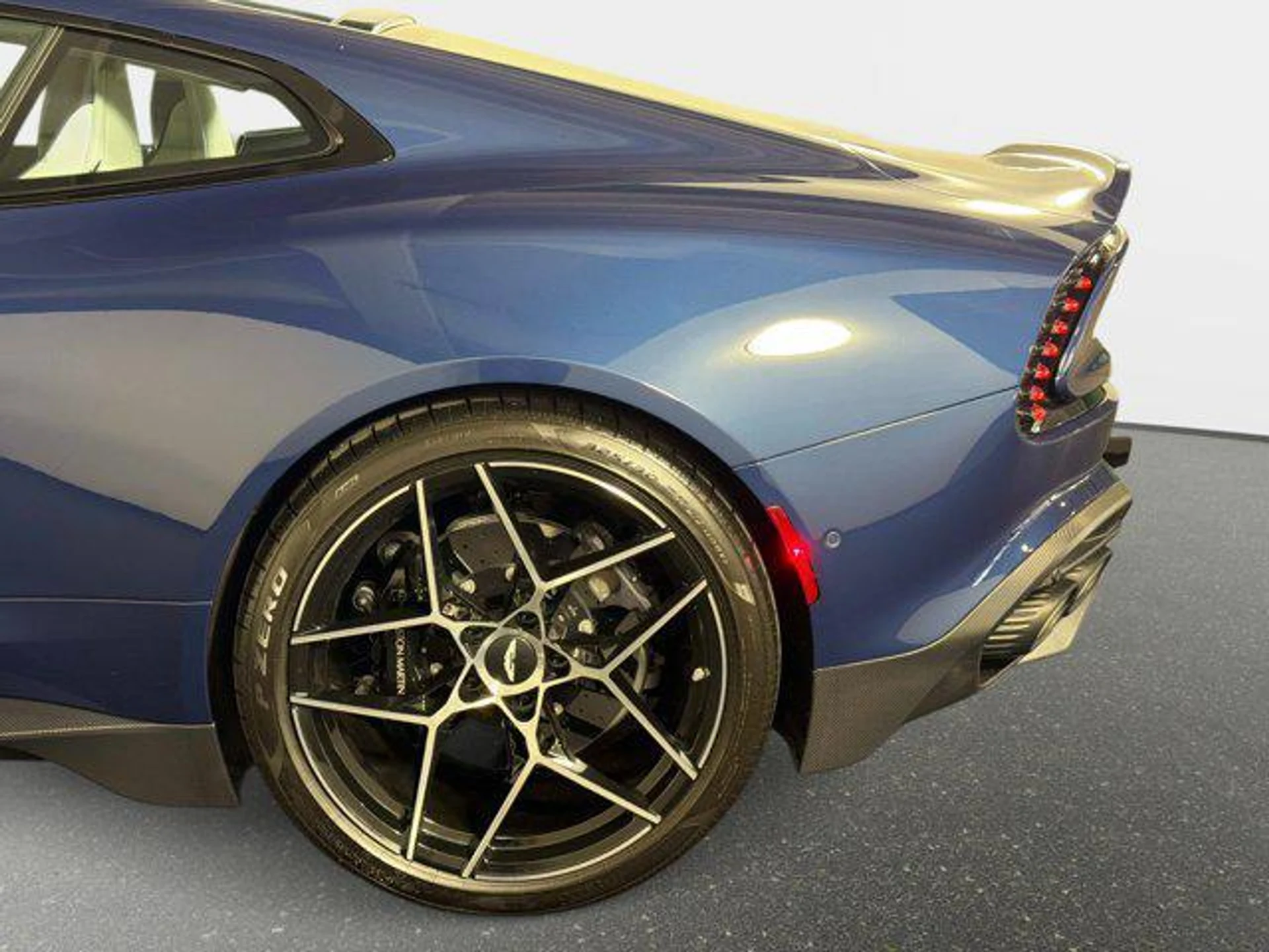 mph018_2593069995_We5p_Af_QBR_LH_Rl_M_Mkr0_TH_Cy_O_Pj_U_f4b422b398