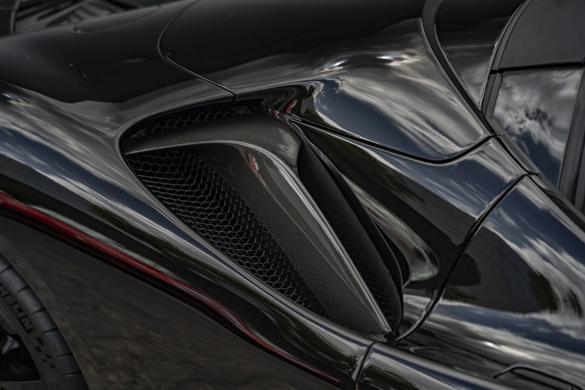 mph018_2593551708_010a1c6672804a888ae967a3db71d744_ce8555e525