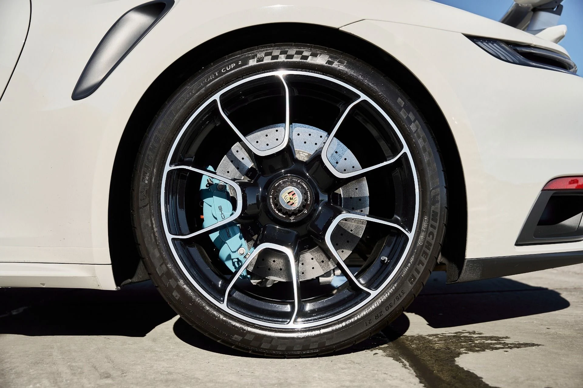 mph018_2596113927_Used_2021_Porsche_911_Turbo_S_1768868904_4c37fe9c74