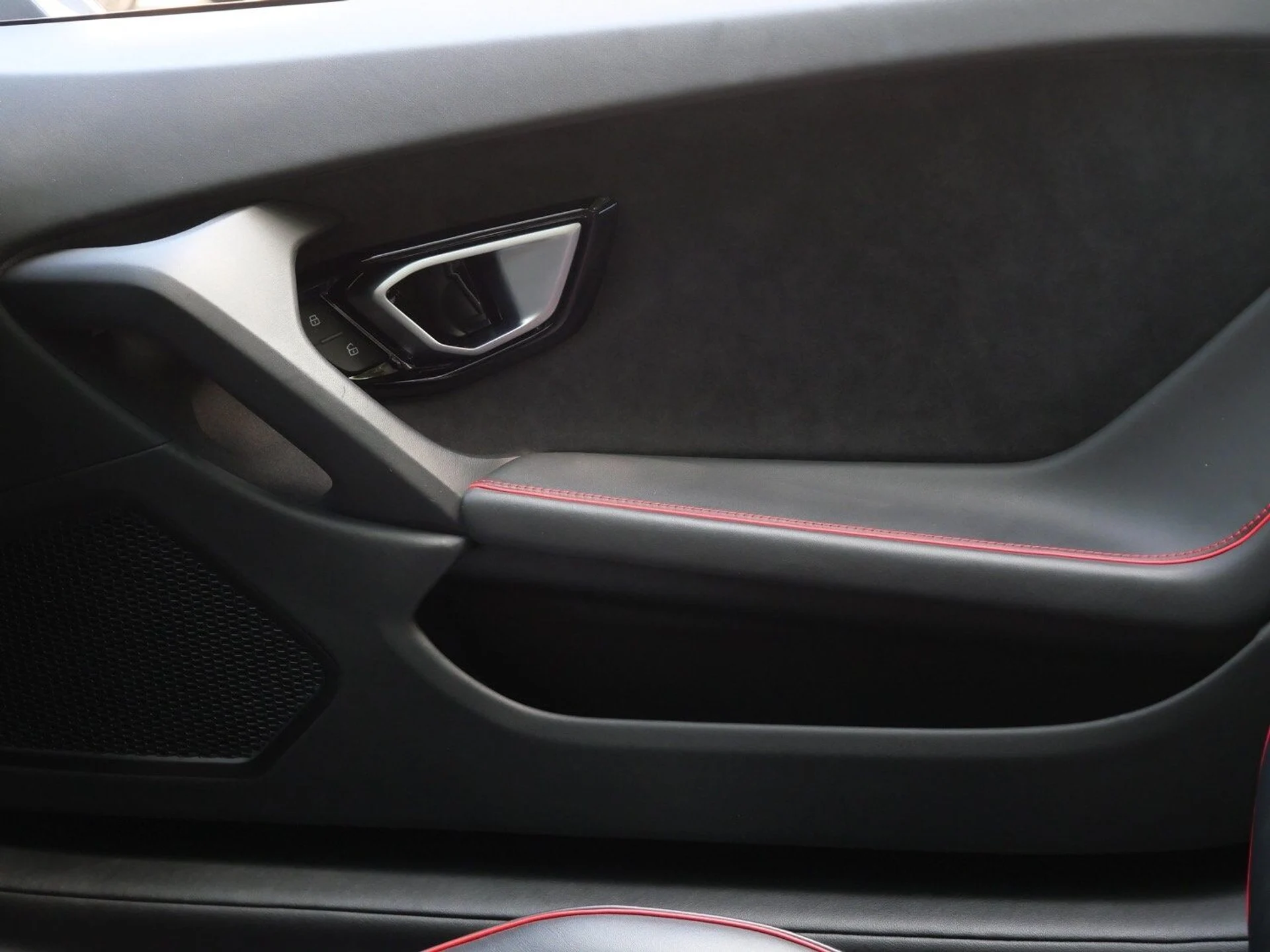 mph018_2600210613_66d779713d0df9e91943948ab2e15454x_f460f17bce