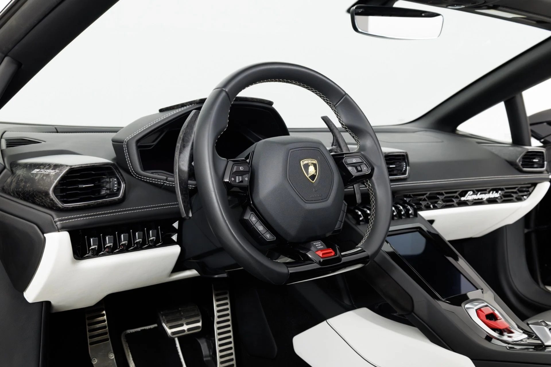 mph018_2600839246_Used_2021_Lamborghini_Huracan_EVO_1784066640_7dcee17d4c