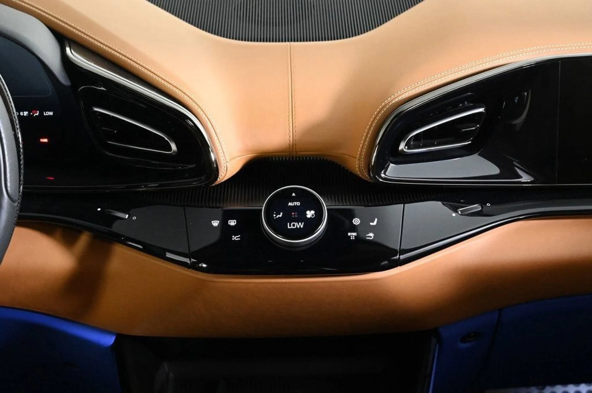 mph018_2607914890_6defa74684c54b7293f8ef16b9cc619f_ae16af6505