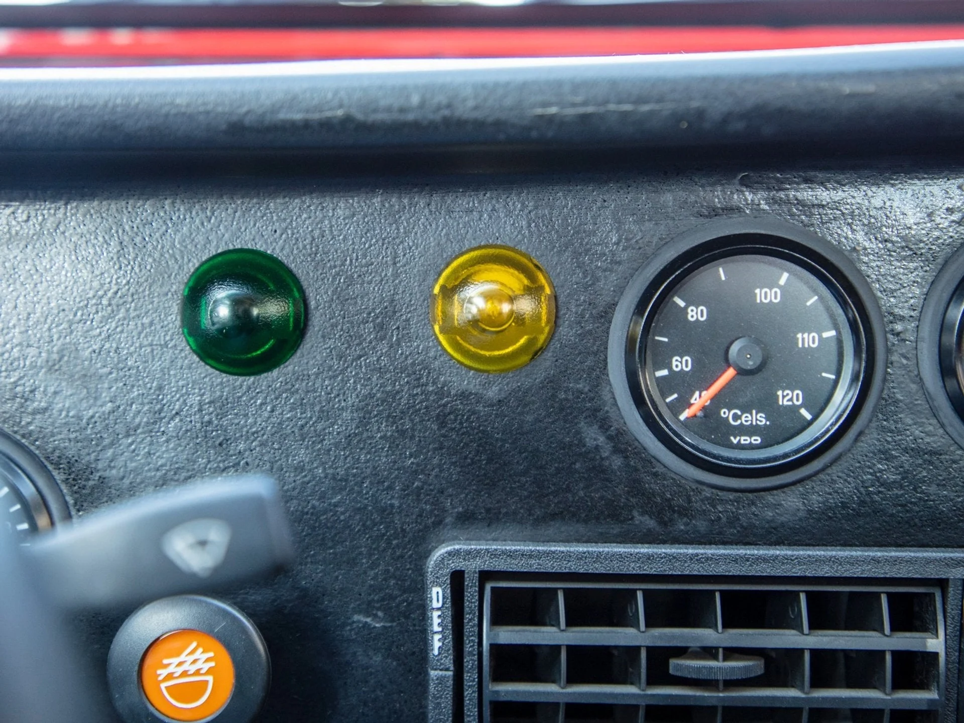 mph018_26120768_19_25c381bab4