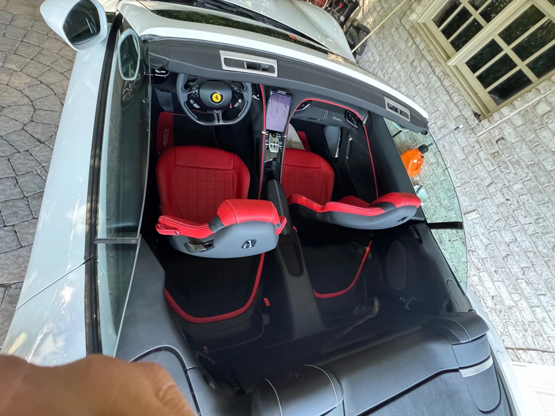 mph018_261510148_Used_2025_Ferrari_Roma_Spider_1754506257_cc6976b826