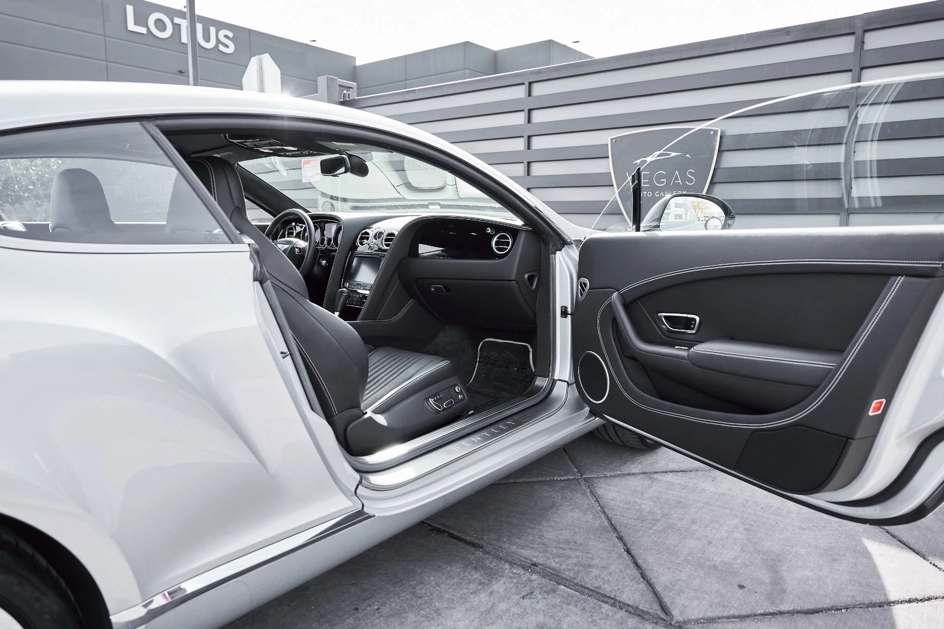 mph018_2619613957_Used_2016_Bentley_Continental_GT_V8_1771989016_107e21cf44