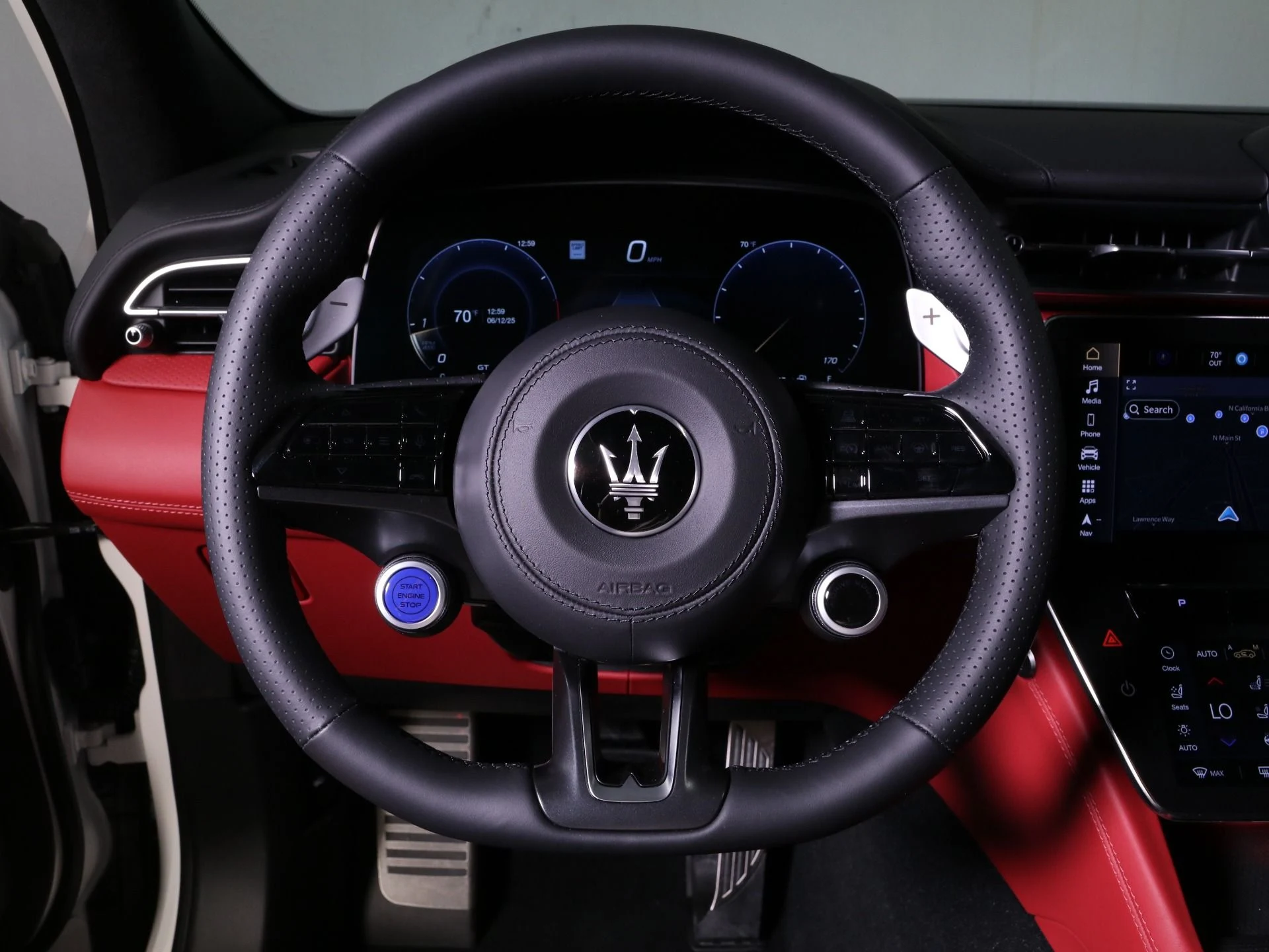 mph018_2620601327_New_2025_Maserati_Grecale_Modena_1750292098_b9ef2b7574