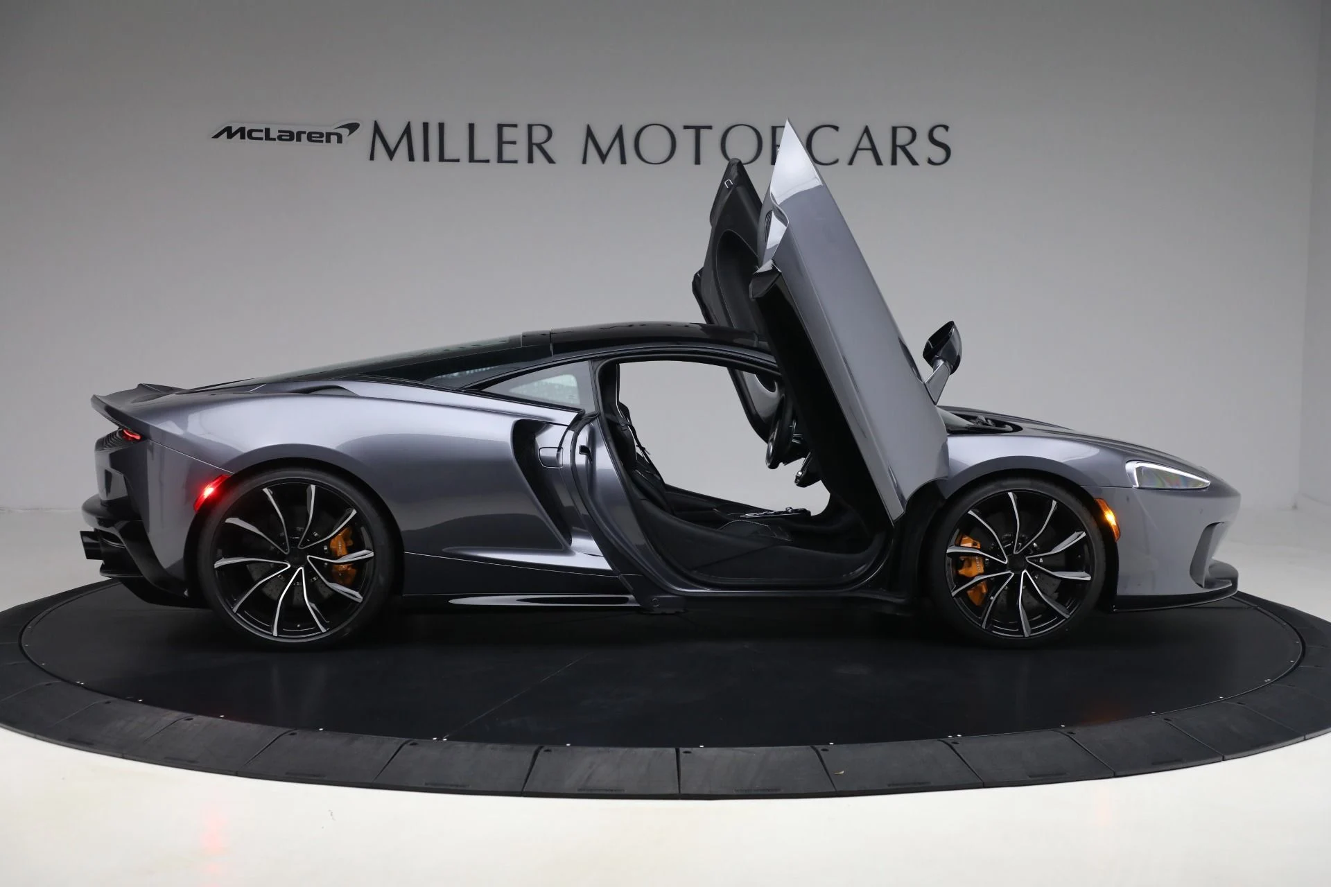 mph018_2621781596_New_2025_Mc_Laren_GTS_Tech_Lux_6a9743207c