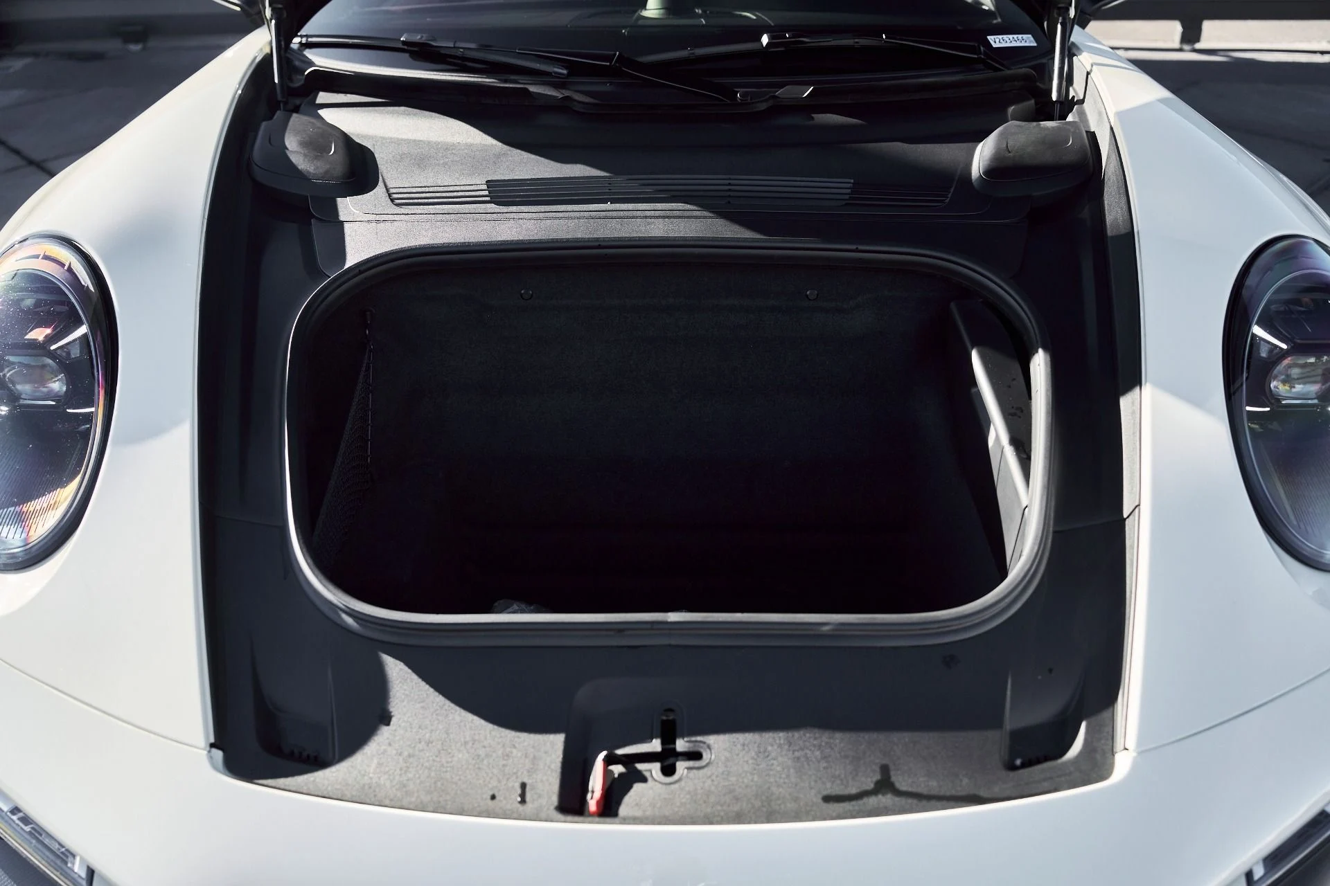 mph018_2623280781_Used_2023_Porsche_911_Turbo_S_1764903146_11086763dd