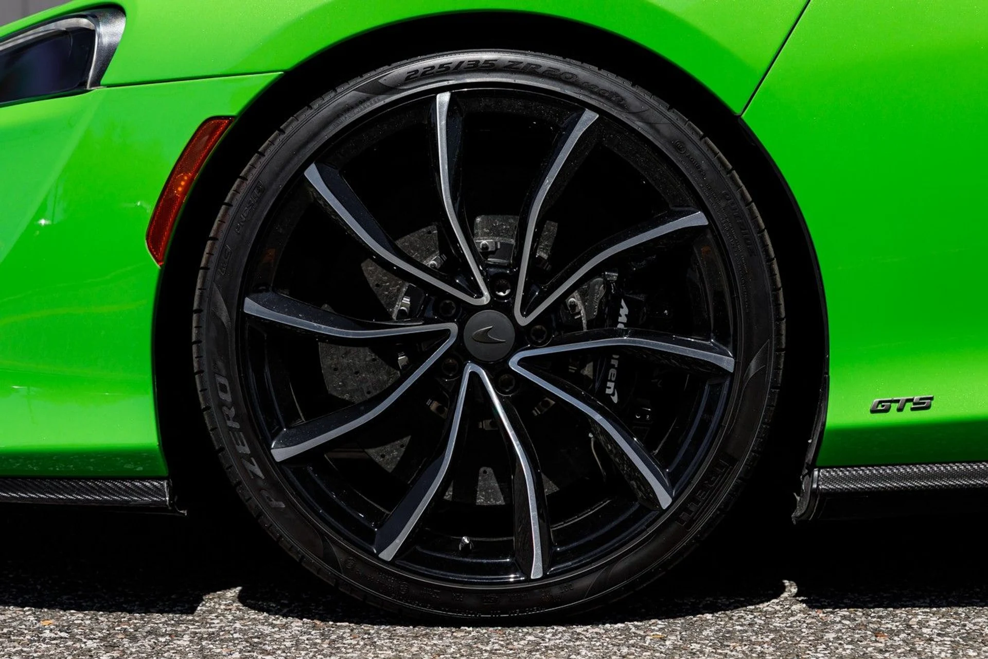 mph018_2628014650_466_p19_l_75b0b51be7