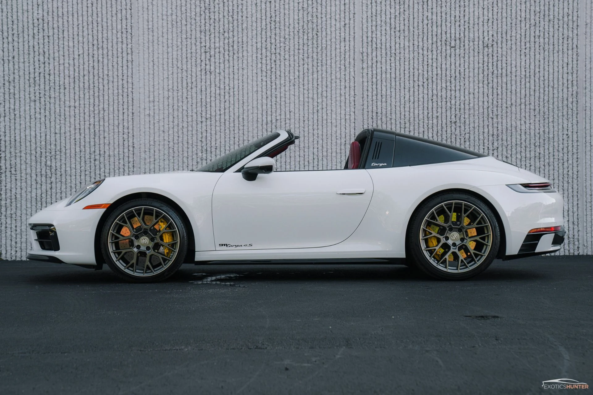 mph018_2629504223_Used_2022_Porsche_911_Targa_4_S_w_187_K_MSRP_CC_Bs_Premium_Package_1753913032_94697c8d87