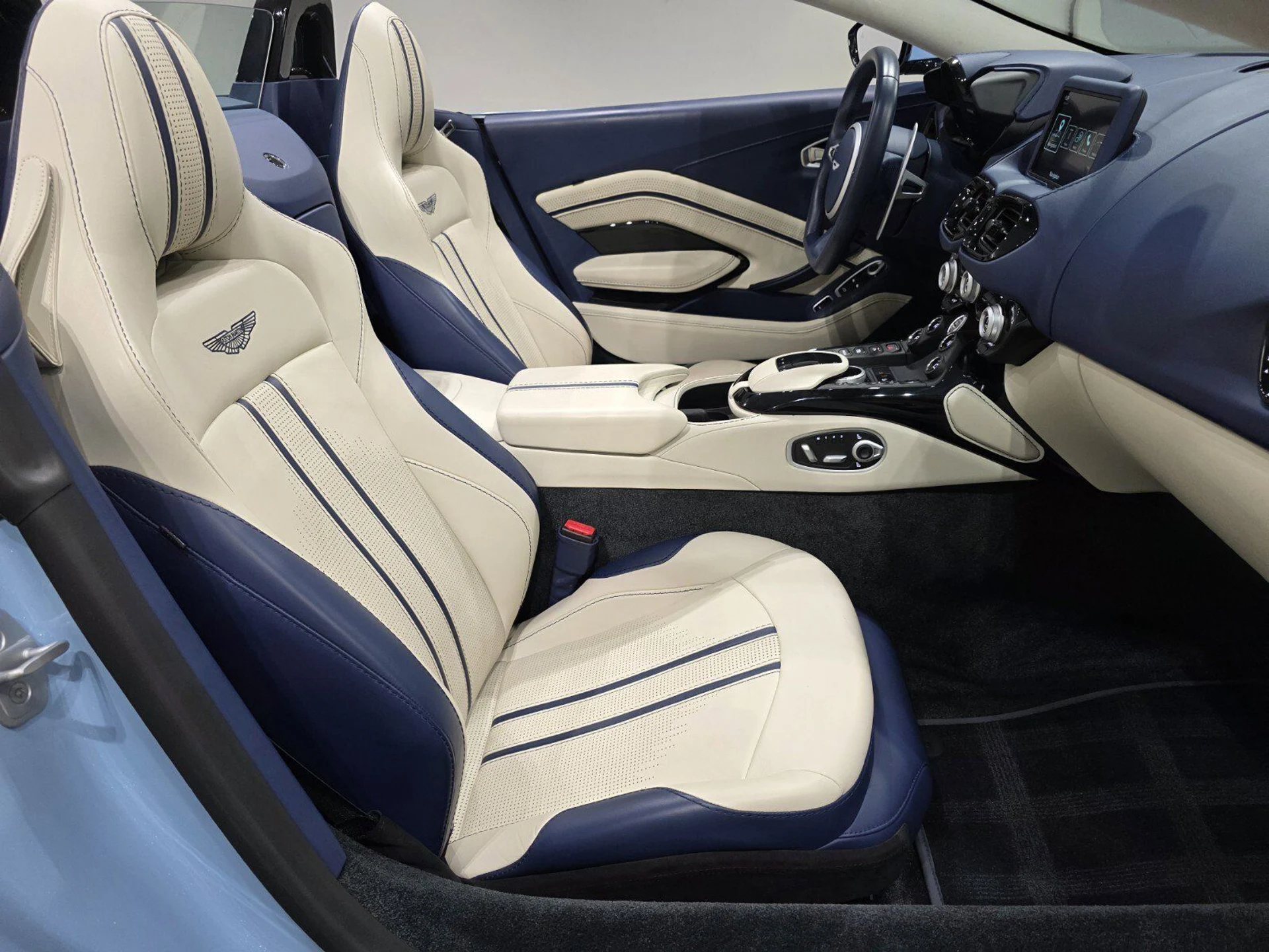 mph018_2631151061_49832745b9300bb848dd164654455260_5266950252