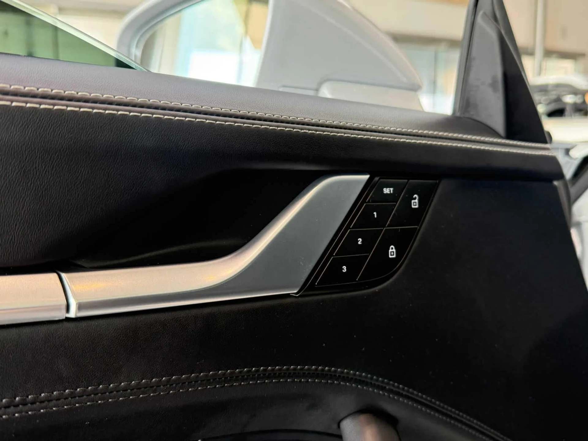 mph018_2637399255_b16f3b9df99d4be77e94ea2b913e3d08x_03cdd5f37d