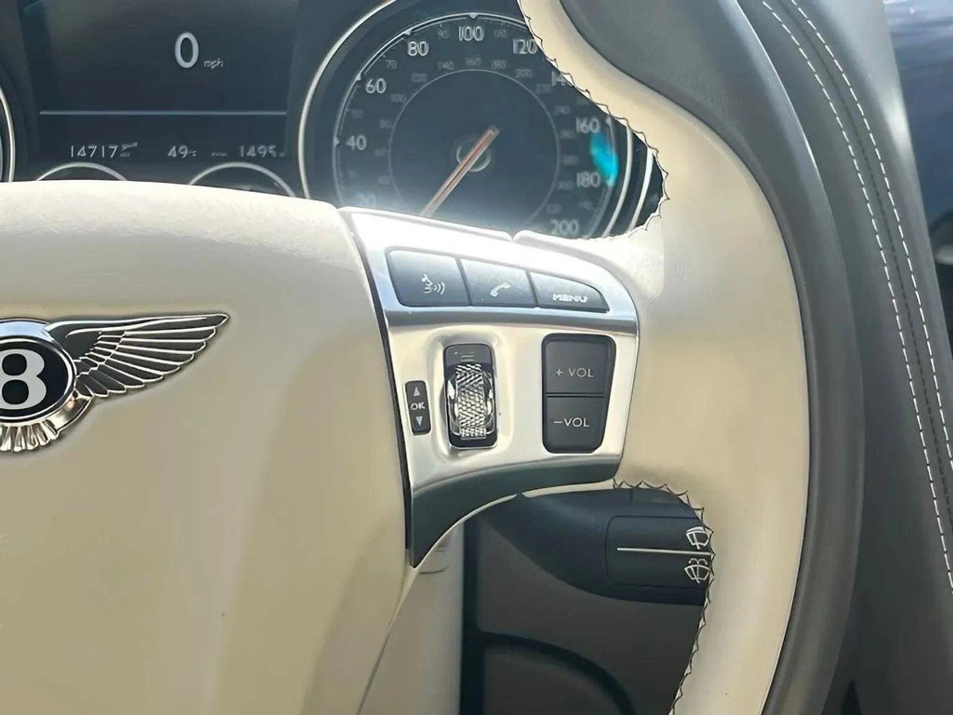 mph018_2647979928_83d28631af54a1e2c2a8cac4eb1b59dcx_cb5b695da7