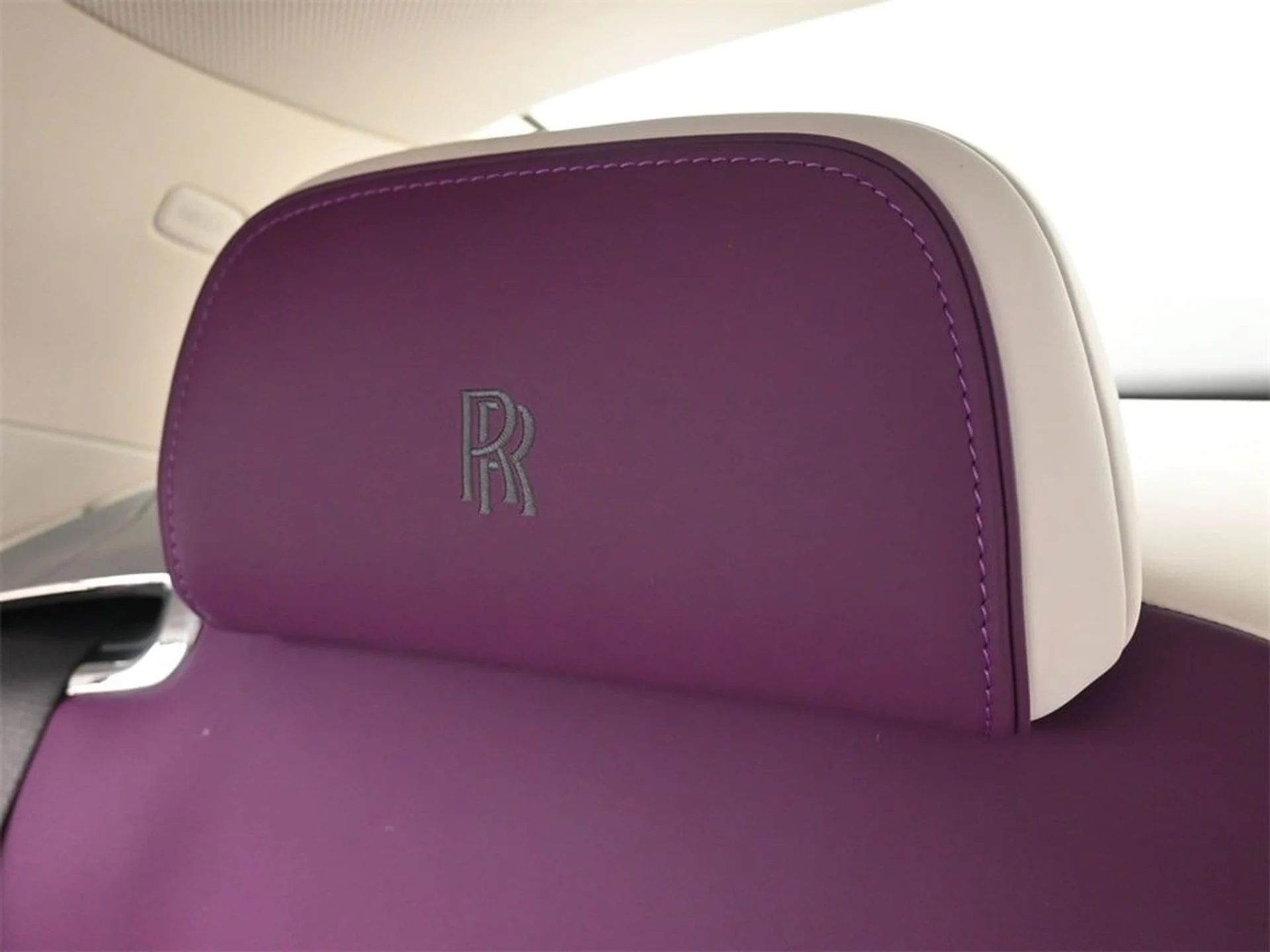 mph018_2649764329_650a5bab2ffe53c2880834d2b6287f41x_3741c50431