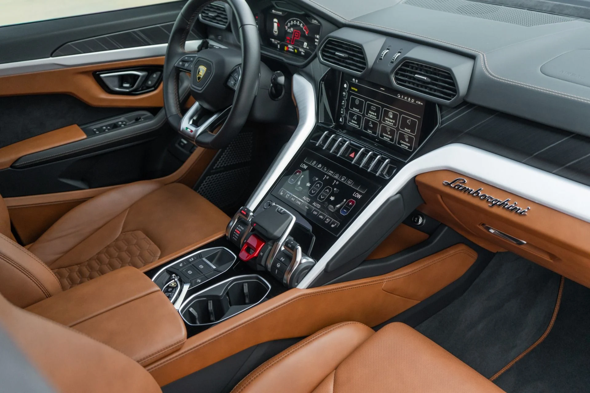 mph018_2650078887_Used_2022_Lamborghini_Urus_1777500470_f6665a6559