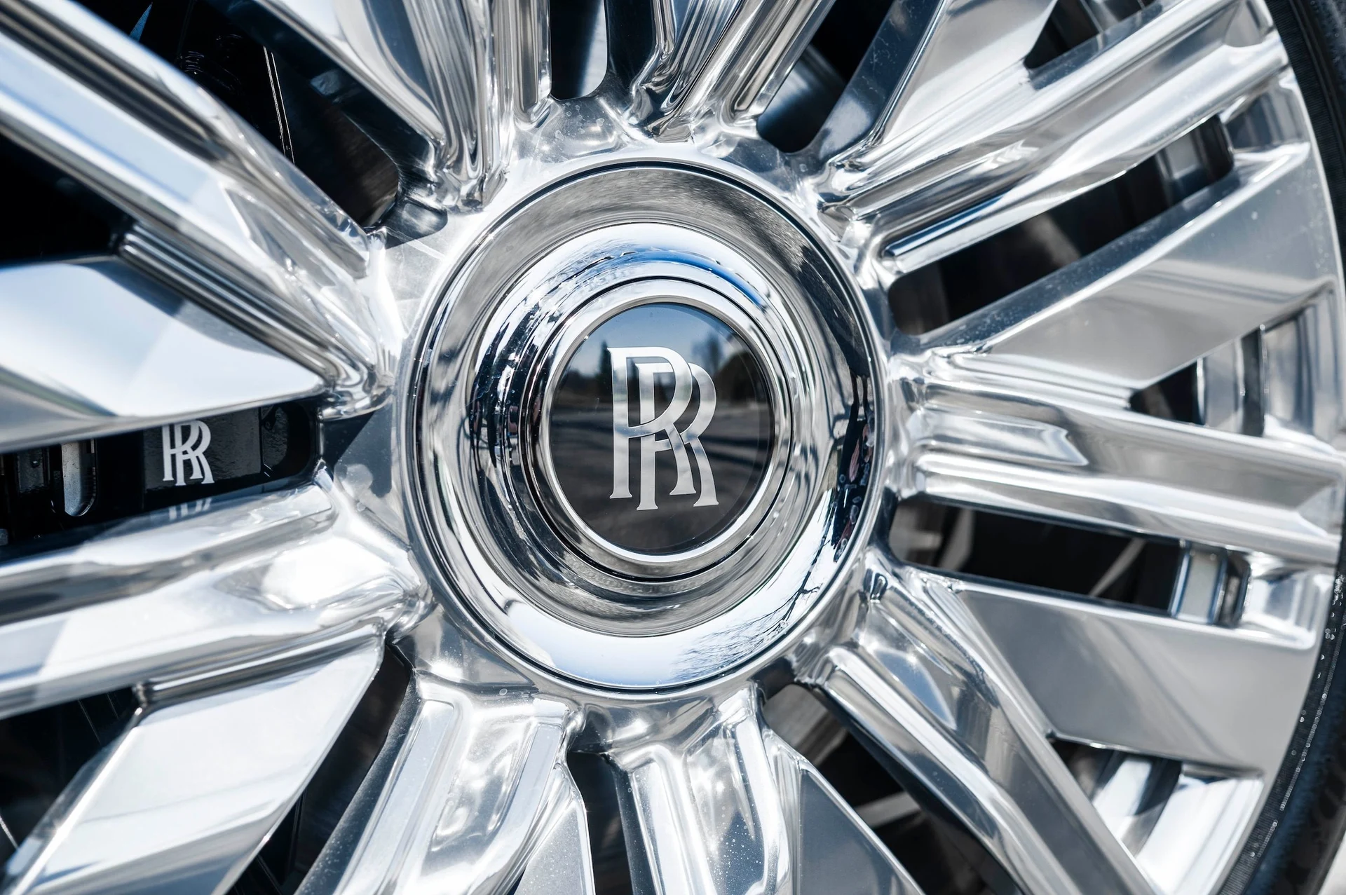 mph018_2654499087_382a850d59d547299bbd9288b901fca3_59d526595b