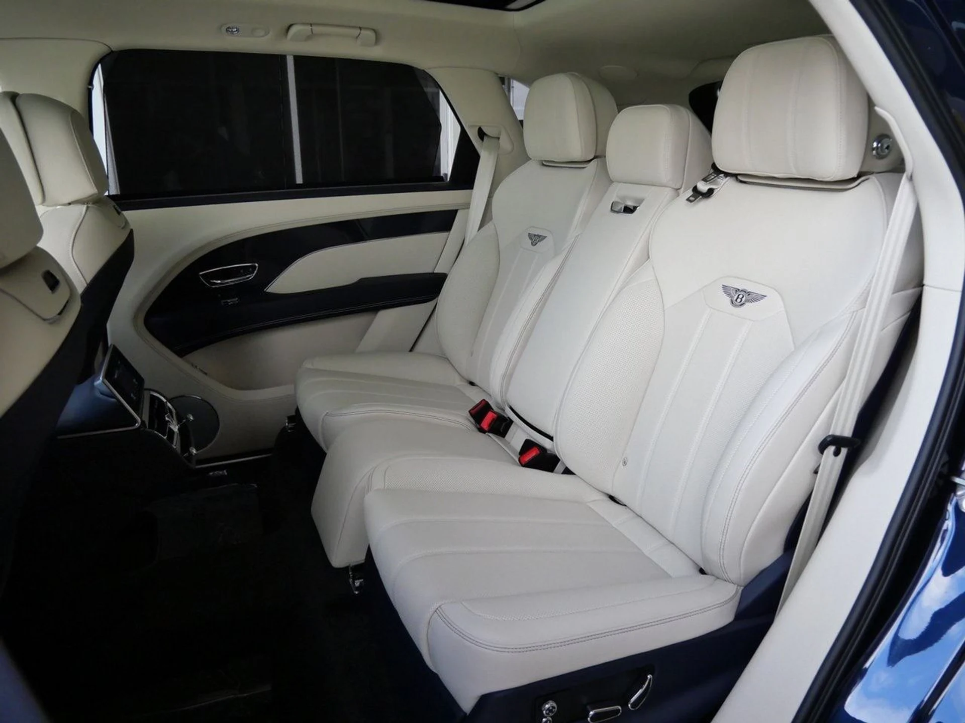 mph018_2654857487_e52d1dfa8ccbb6a3cebf5533310972acx_c902f9fa8f