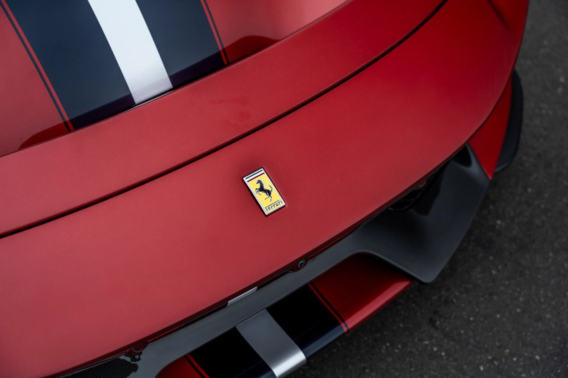 mph018_2656485879_Used_2019_Ferrari_488_Pista_1759877636_98e1ce75e6