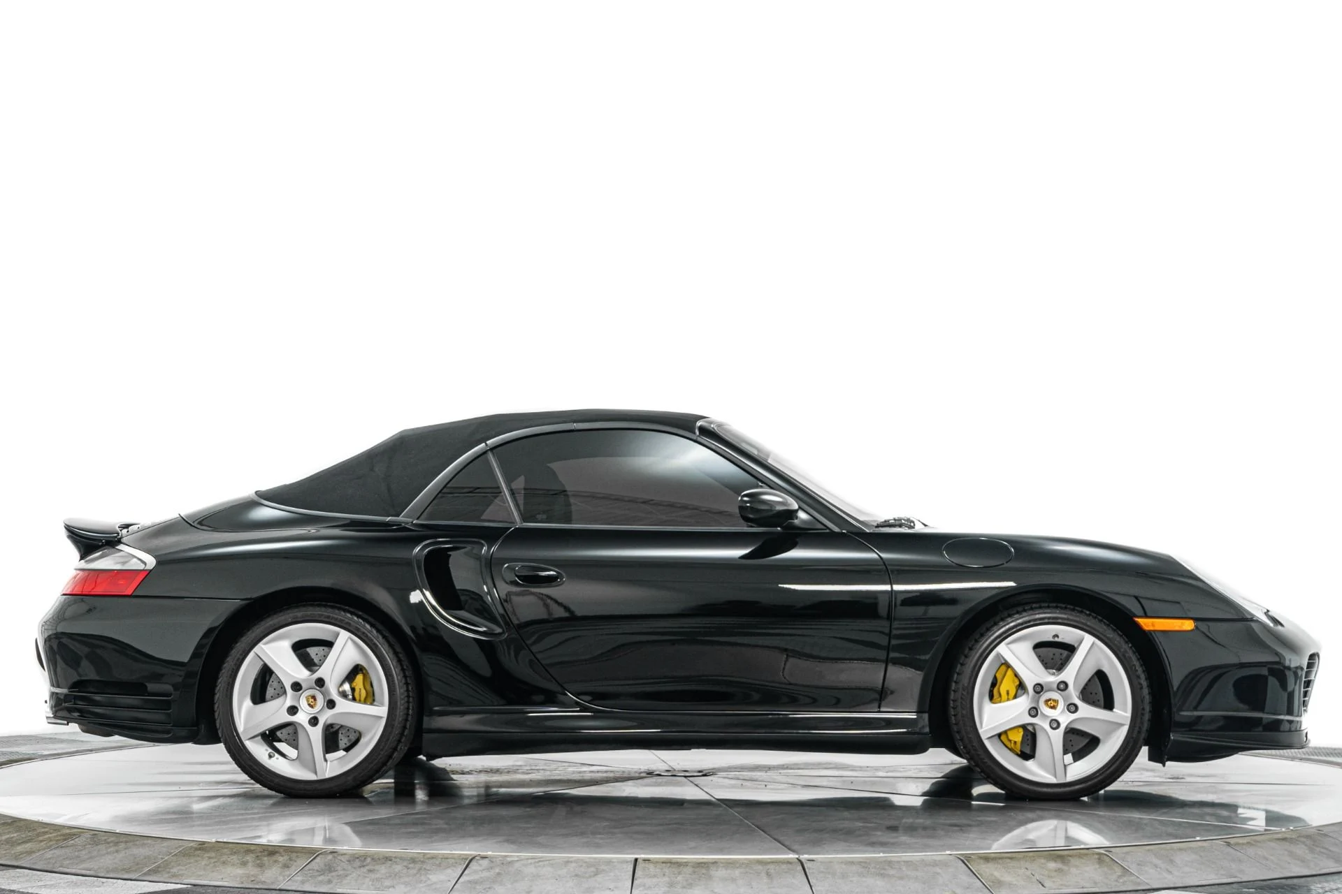 mph018_2662312462_Used_2005_Porsche_911_Turbo_S_Cabriolet_Very_Low_Miles_6_Speed_Manual_Sport_Techno_Wheels_1776271303_00abed7da9